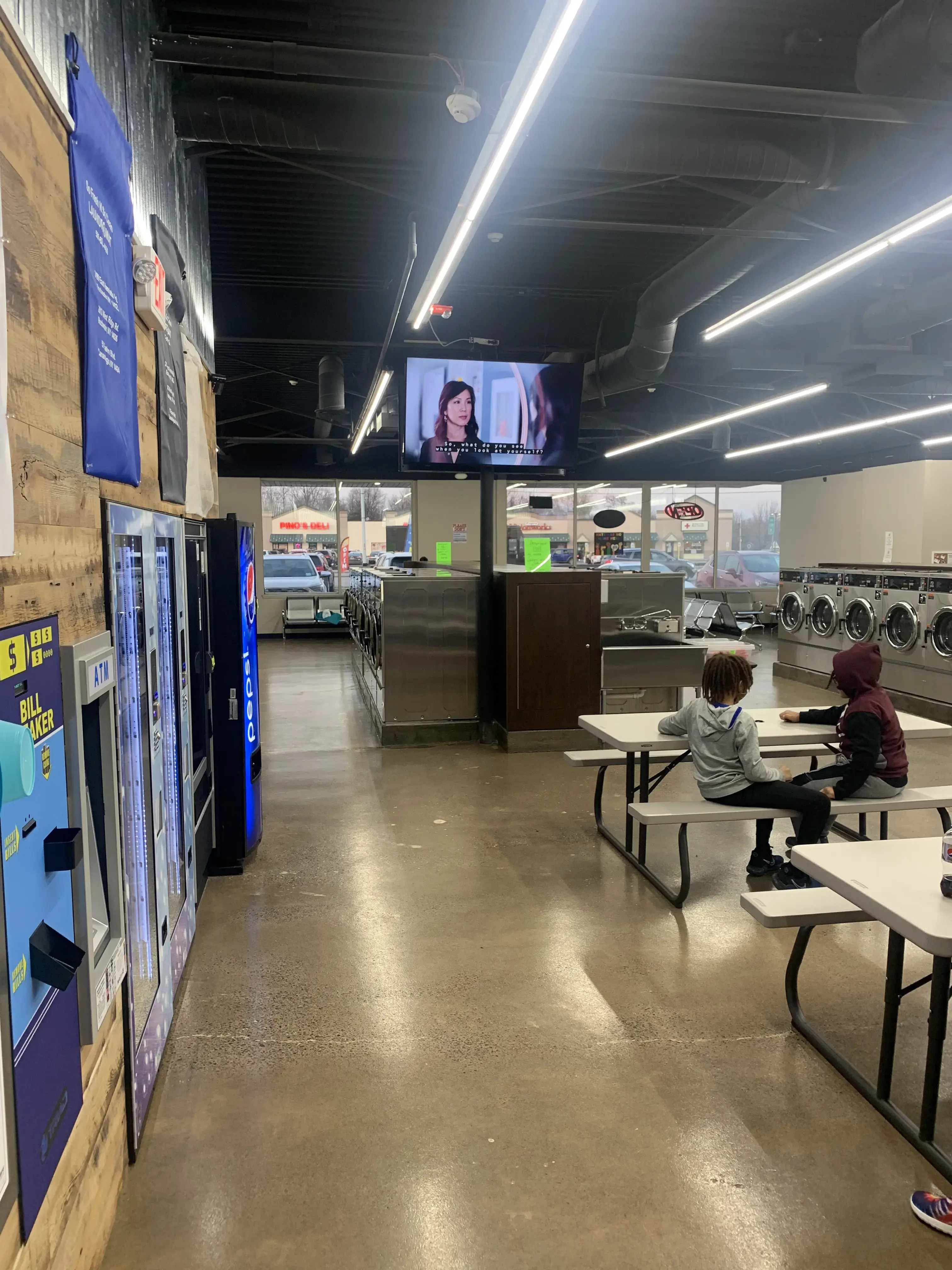 So Fresh N So Clean Laundromat thumbnail 10
