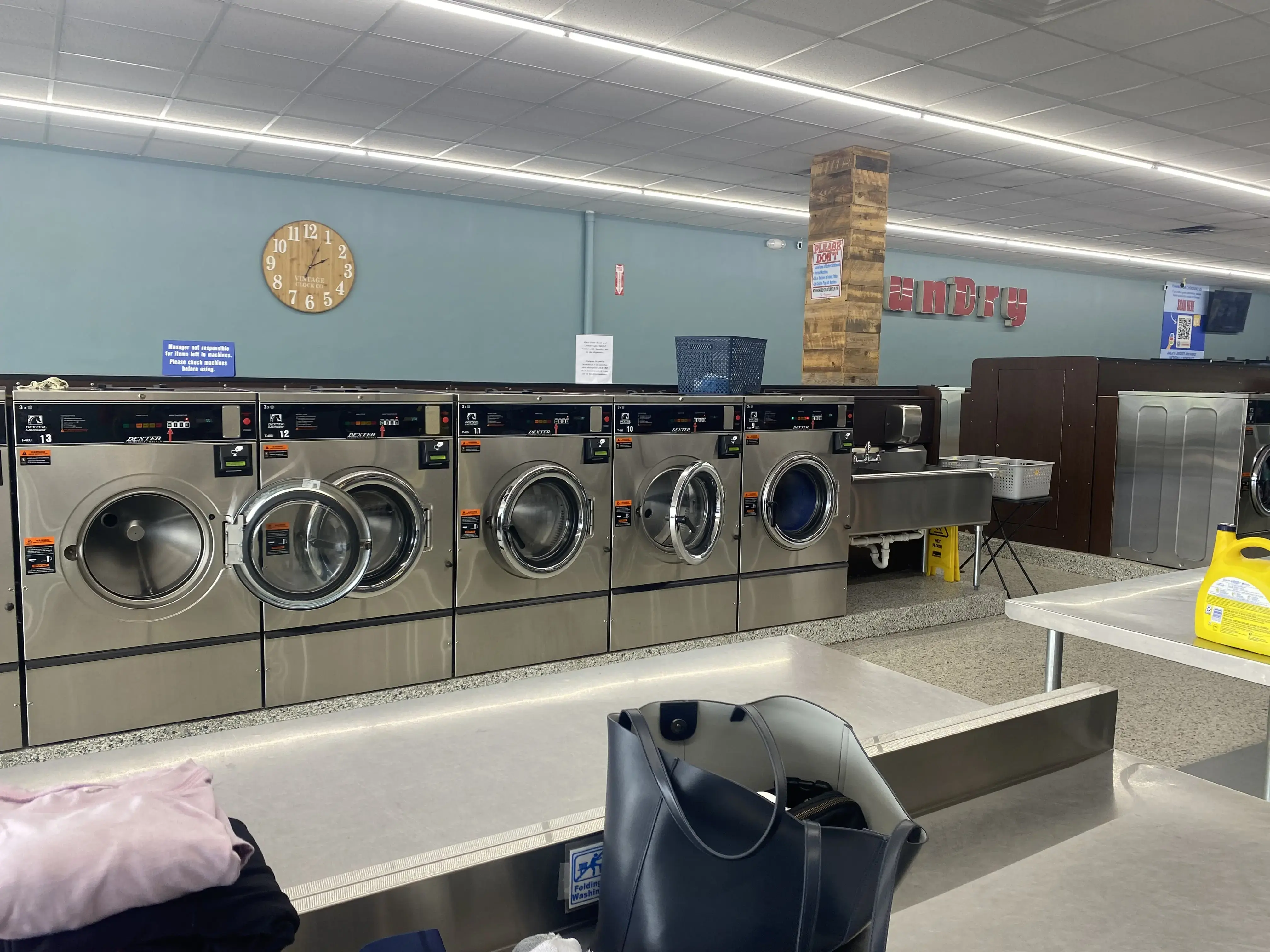 So Fresh N So Clean Laundromat - Image 6