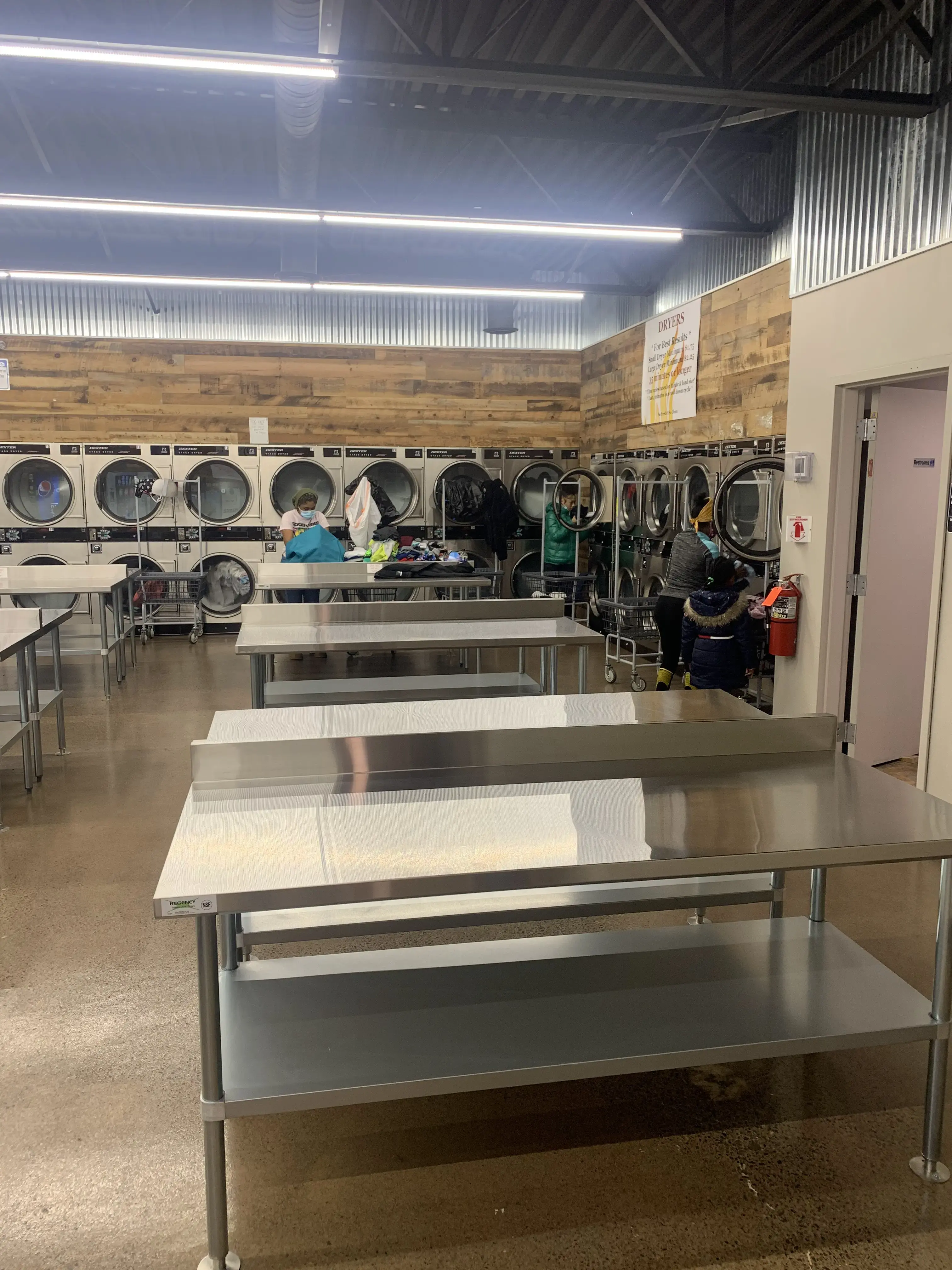 So Fresh N So Clean Laundromat thumbnail 15