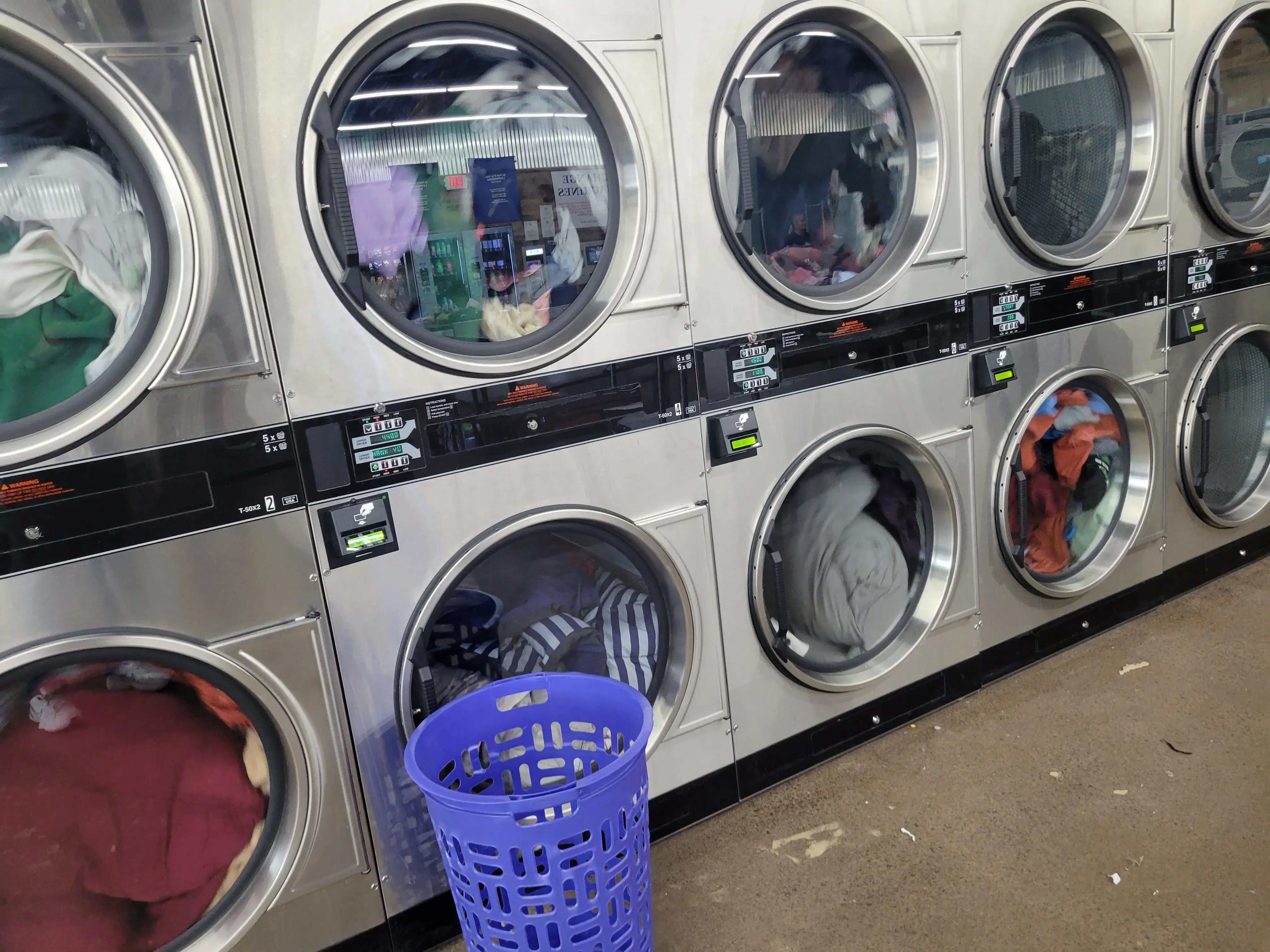 So Fresh N So Clean Laundromat - Image 3