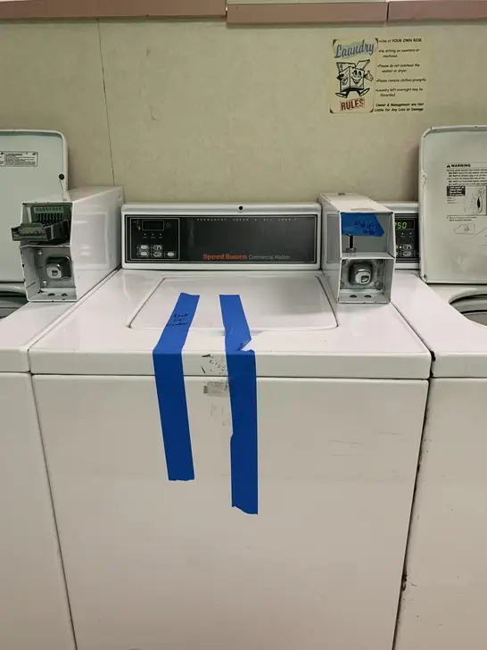 Soak Laundry Valley Village - Image 7