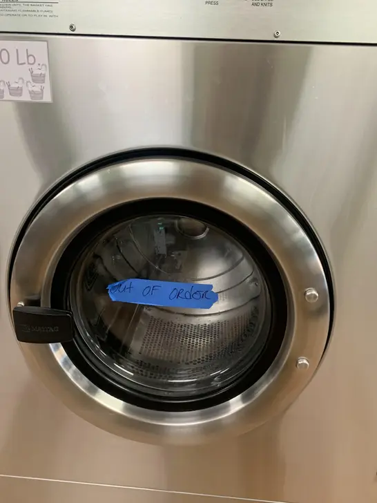 Soak Laundry Valley Village - Image 19