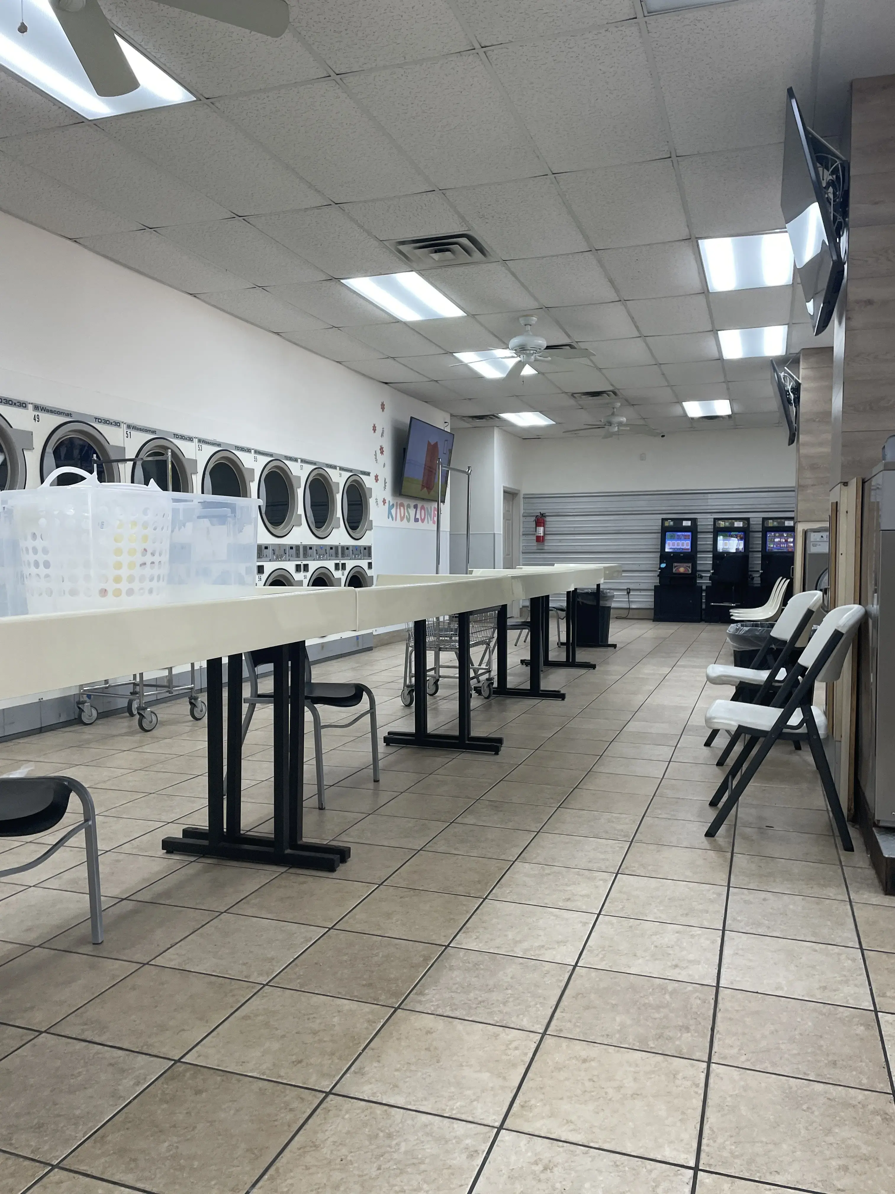 Soak n Spin Washateria thumbnail 11