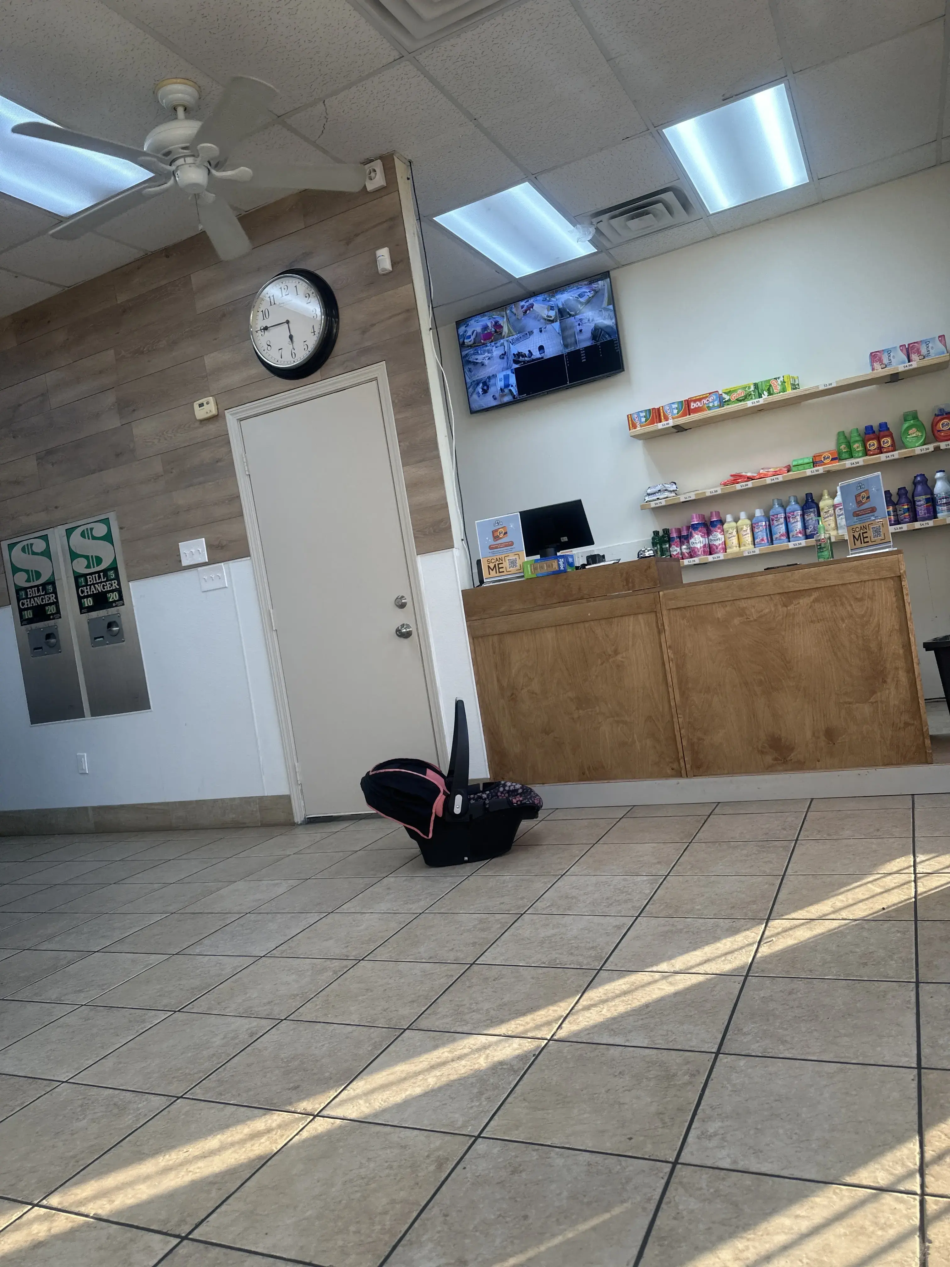 Soak n Spin Washateria thumbnail 9