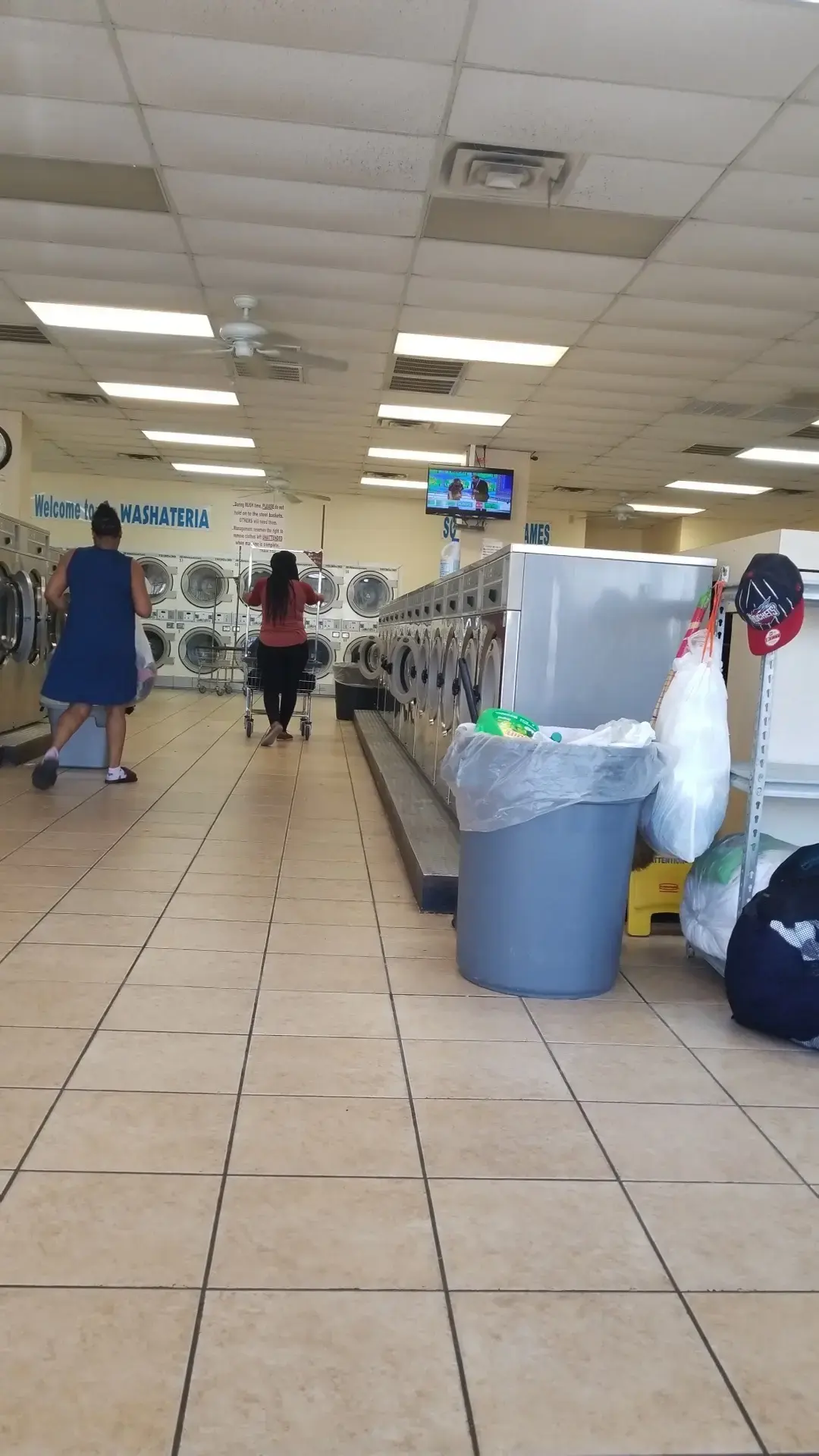 Soak n Spin Washateria thumbnail 7