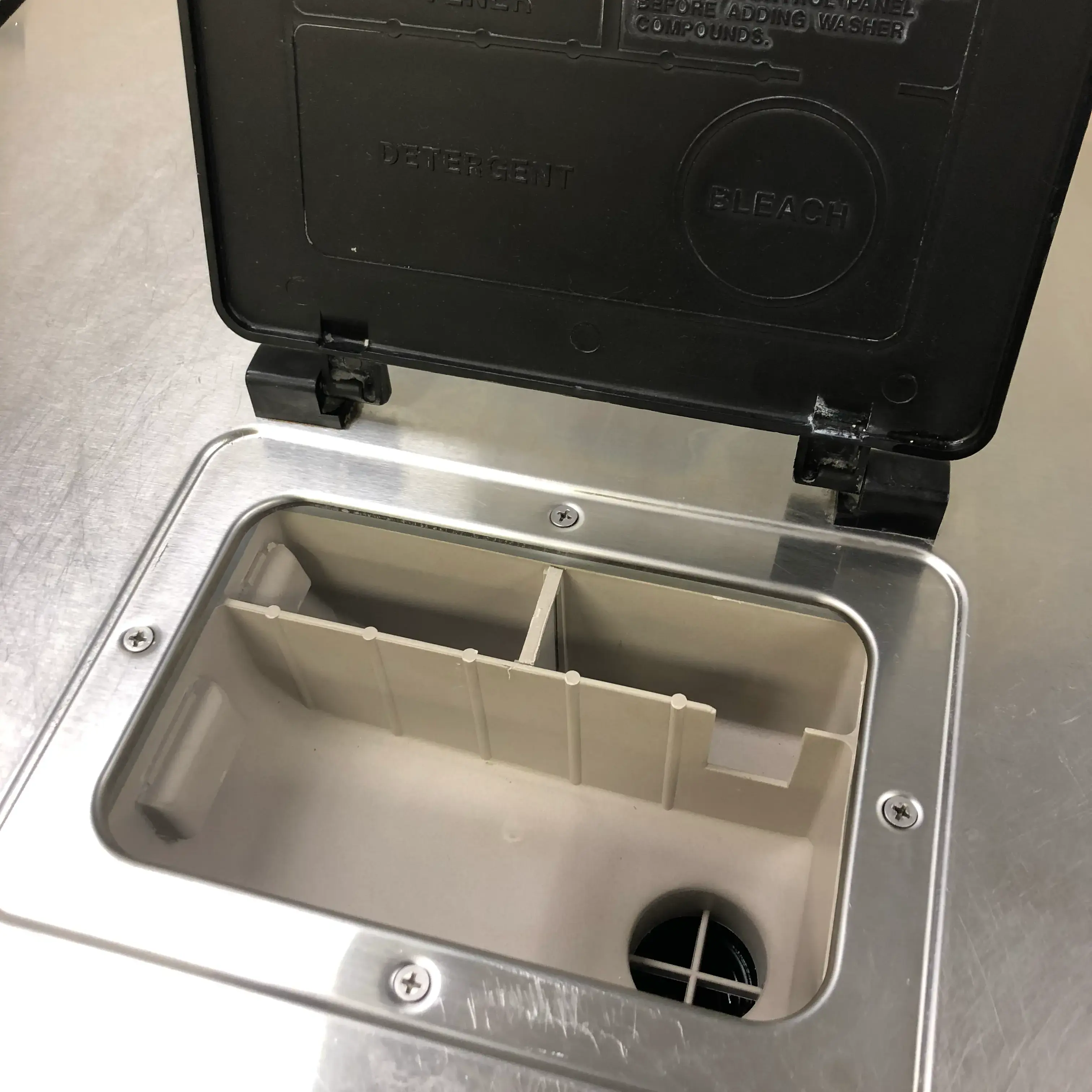 Soap Bar Laundromat thumbnail 3