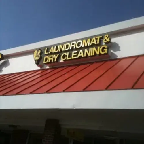 Soap Bubble Laundromat & Dry Cleaning thumbnail 6