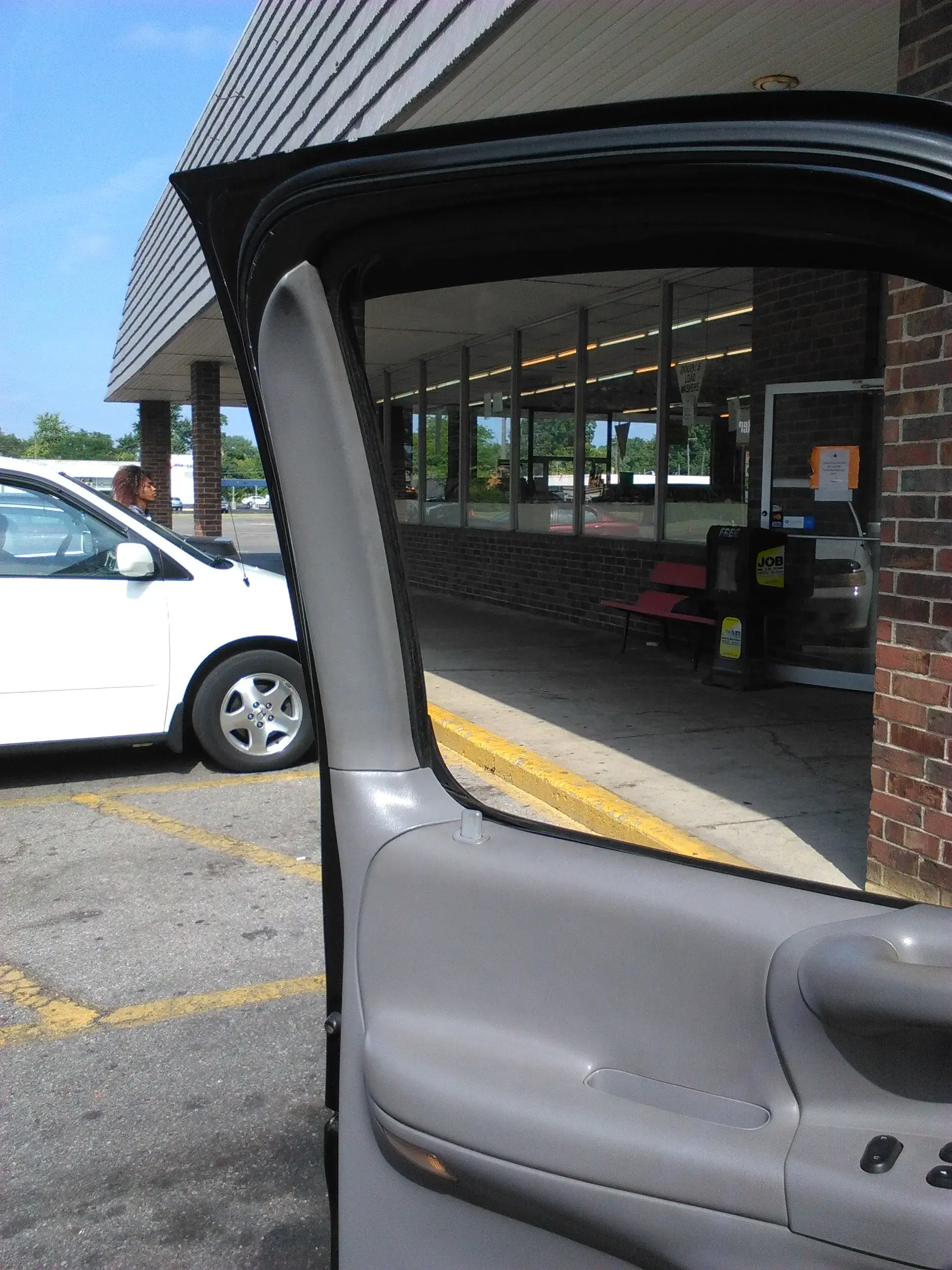 Soap City Laundry - Image 7