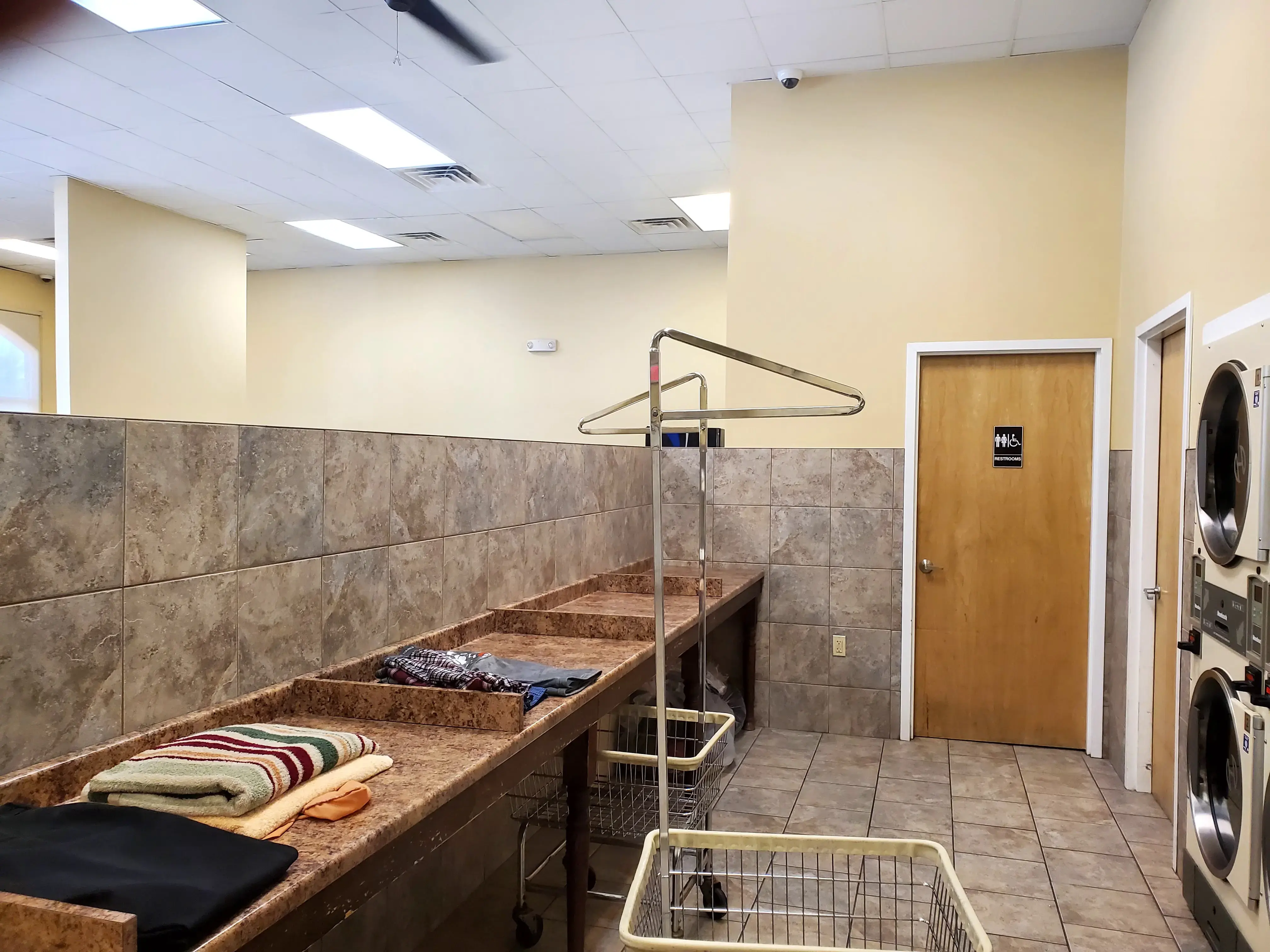 Soap Gnome Laundromat thumbnail 3