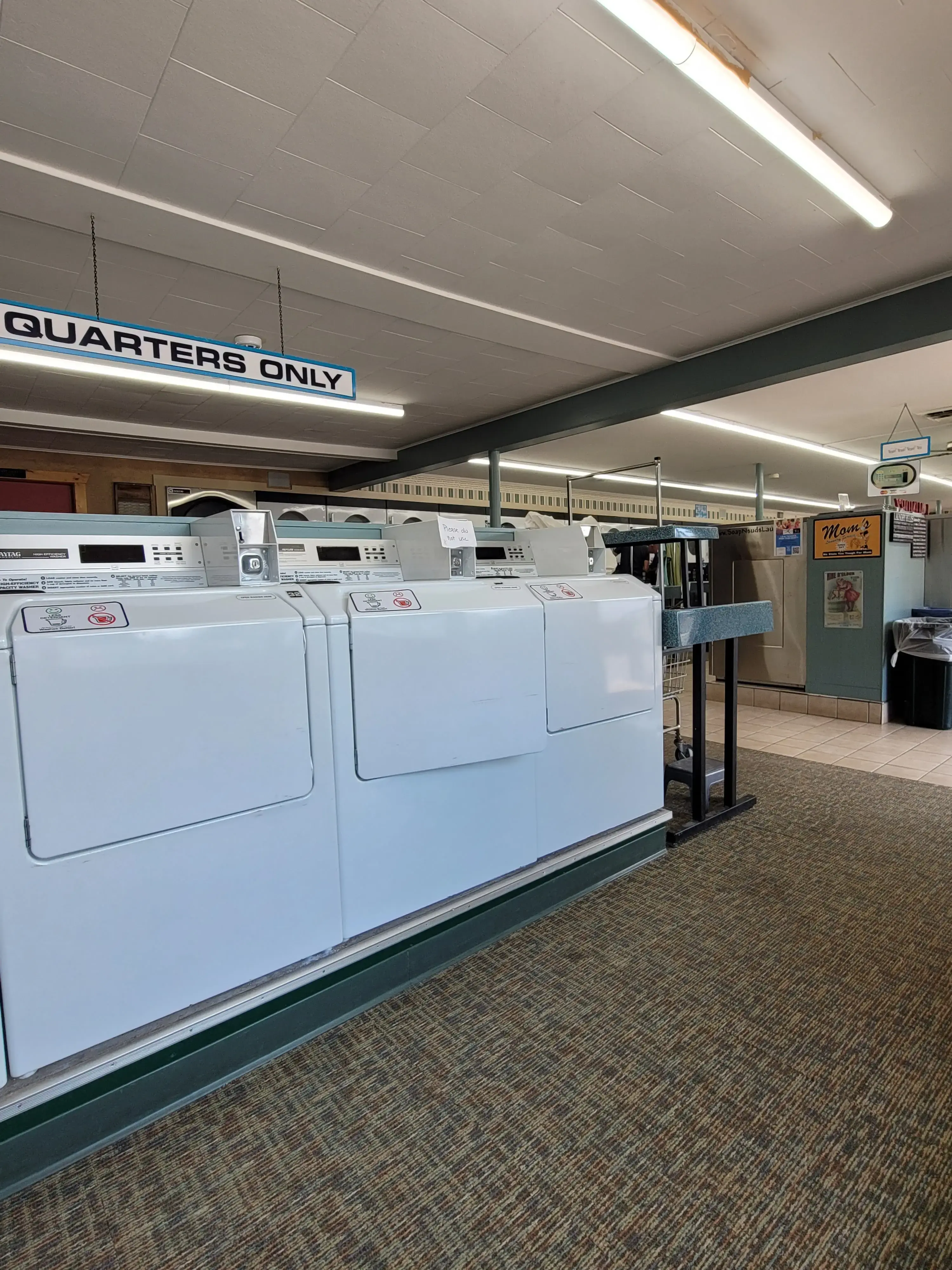 Soap 'N Suds Laundromat thumbnail 4
