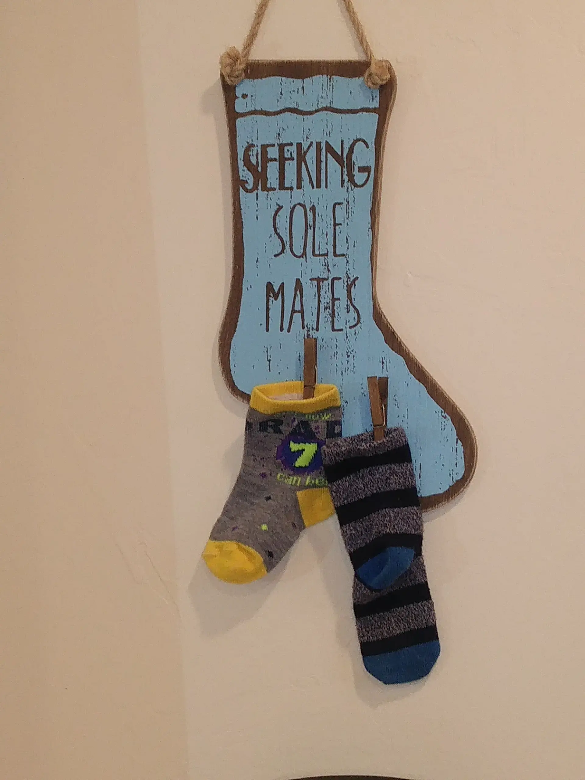 Soap 'N Suds Laundromat - Image 11