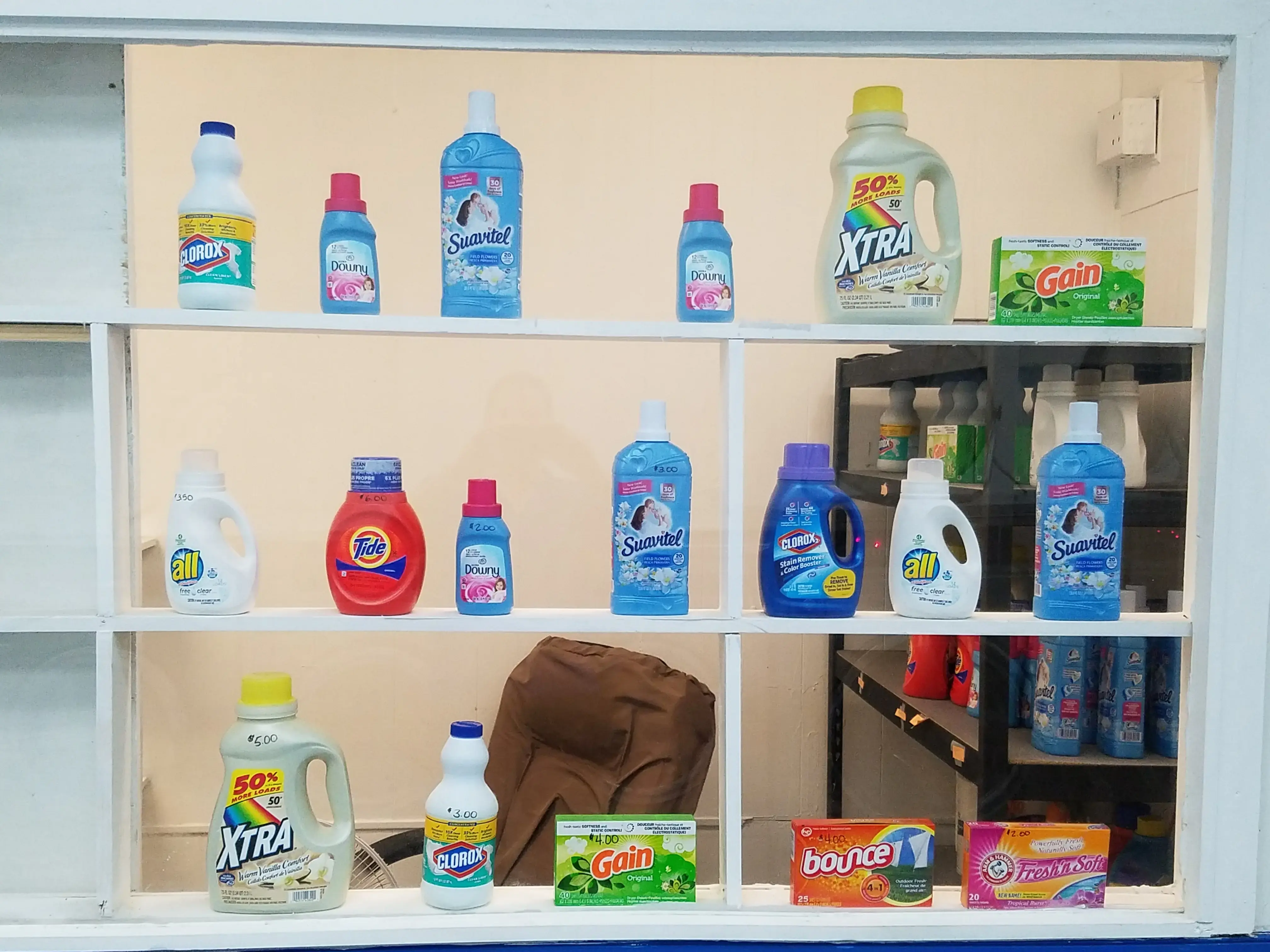 Soap N Sudz Laundromat - Image 11