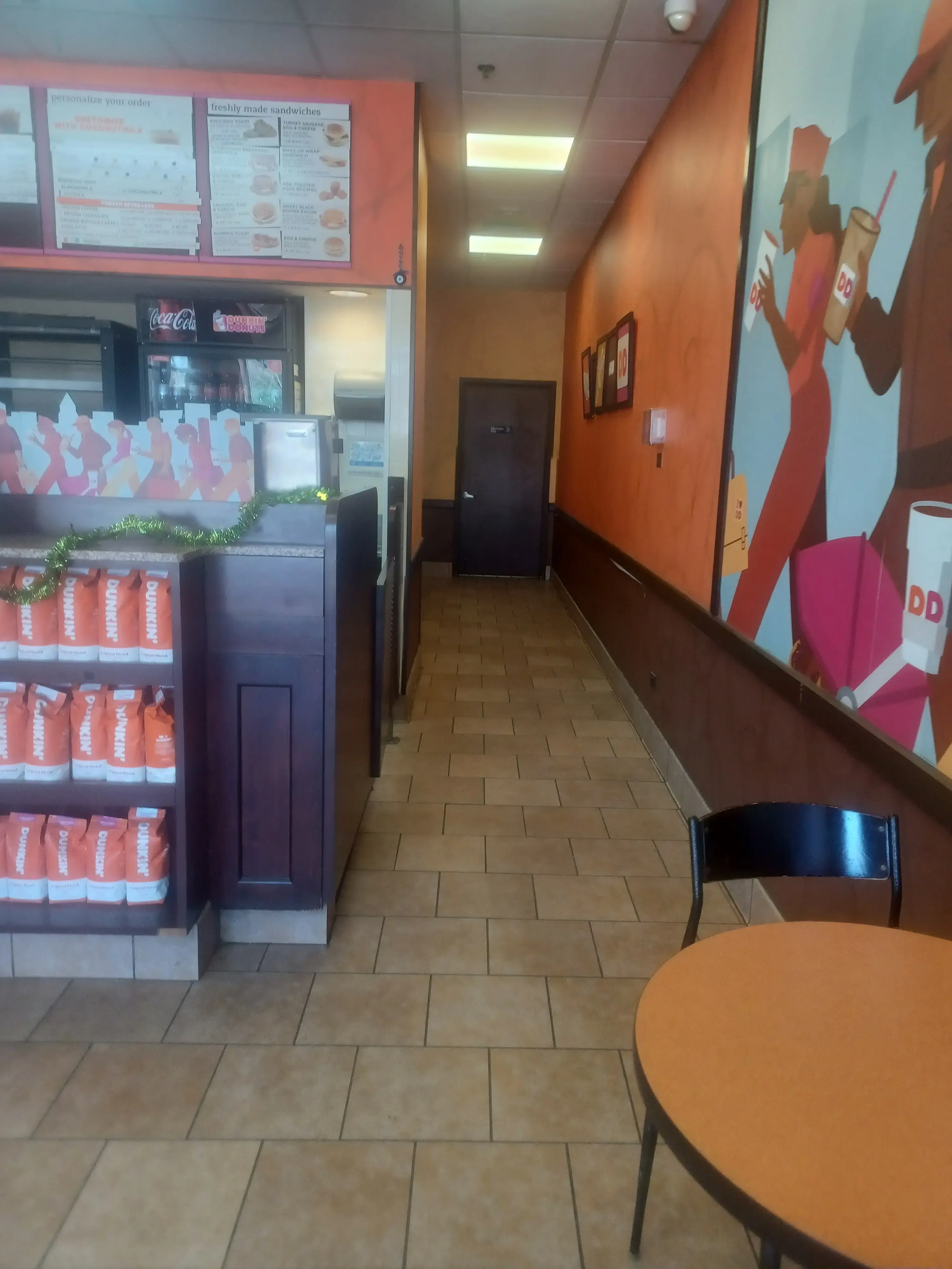 Soap Opera Laundromat - Downers Grove - Image 11