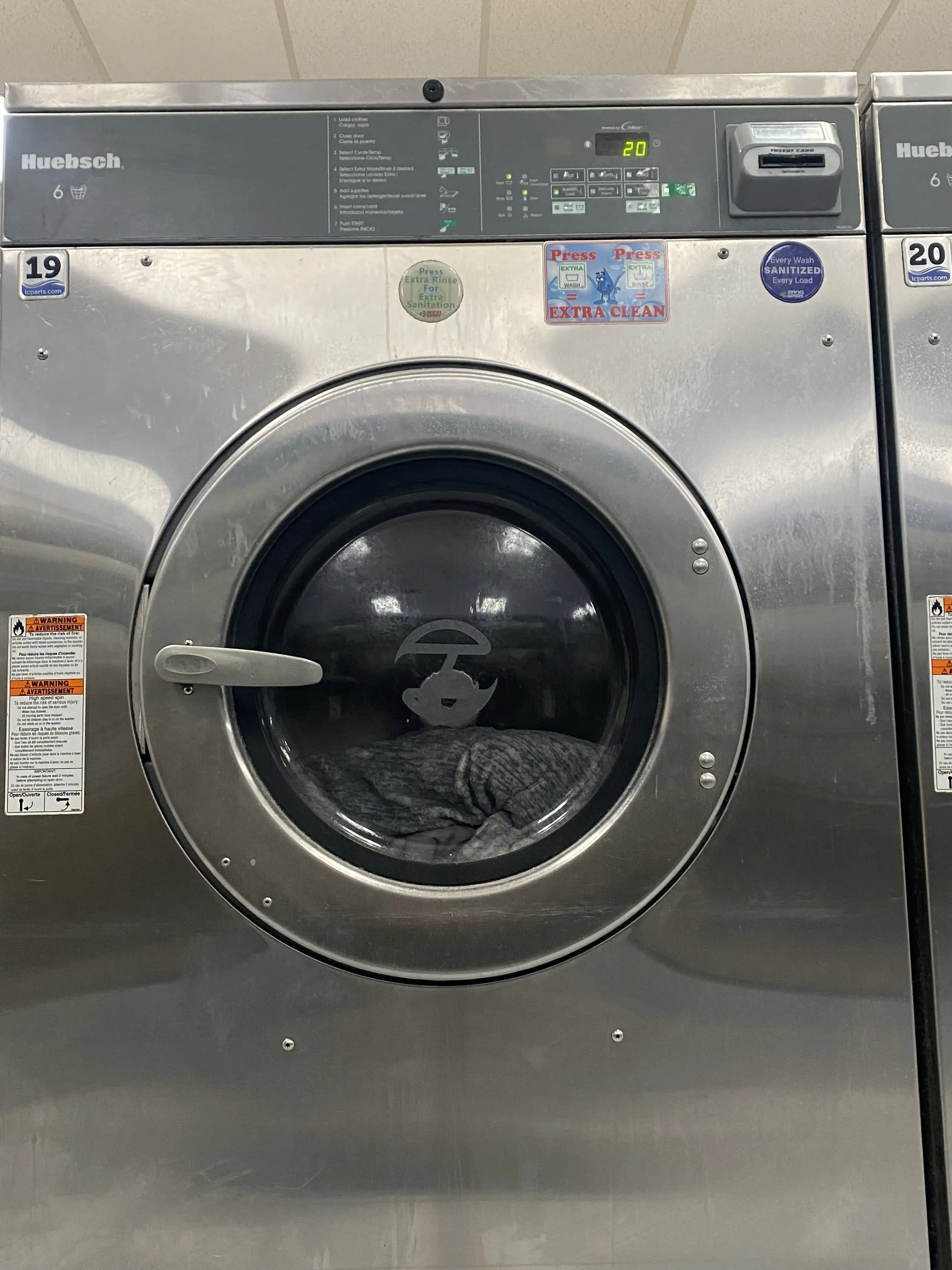 Soap Opera Laundromat - Downers Grove - Image 15