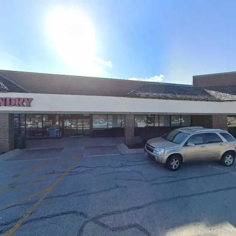 Soap Opera Laundromat - Hickory Hills - Image 19