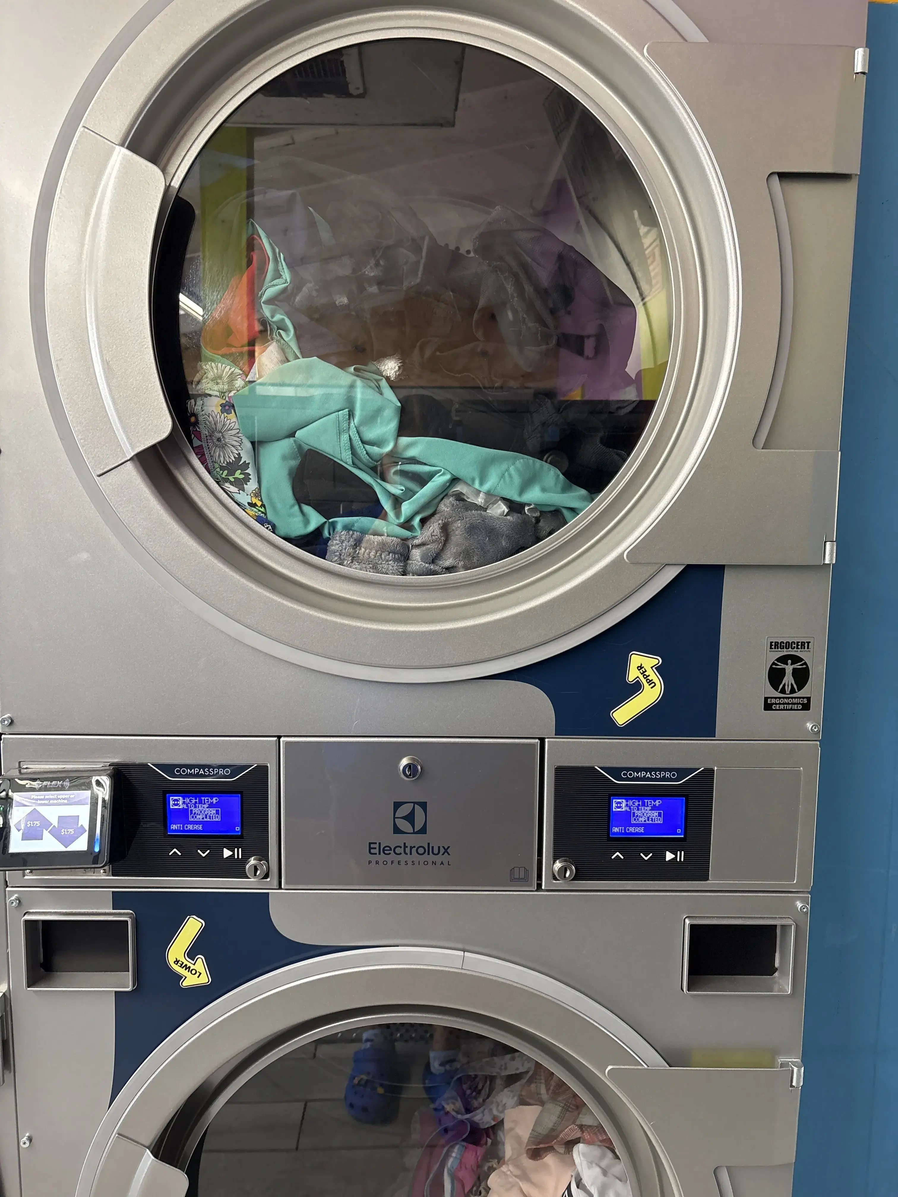 Soap Opera Laundromat thumbnail 6