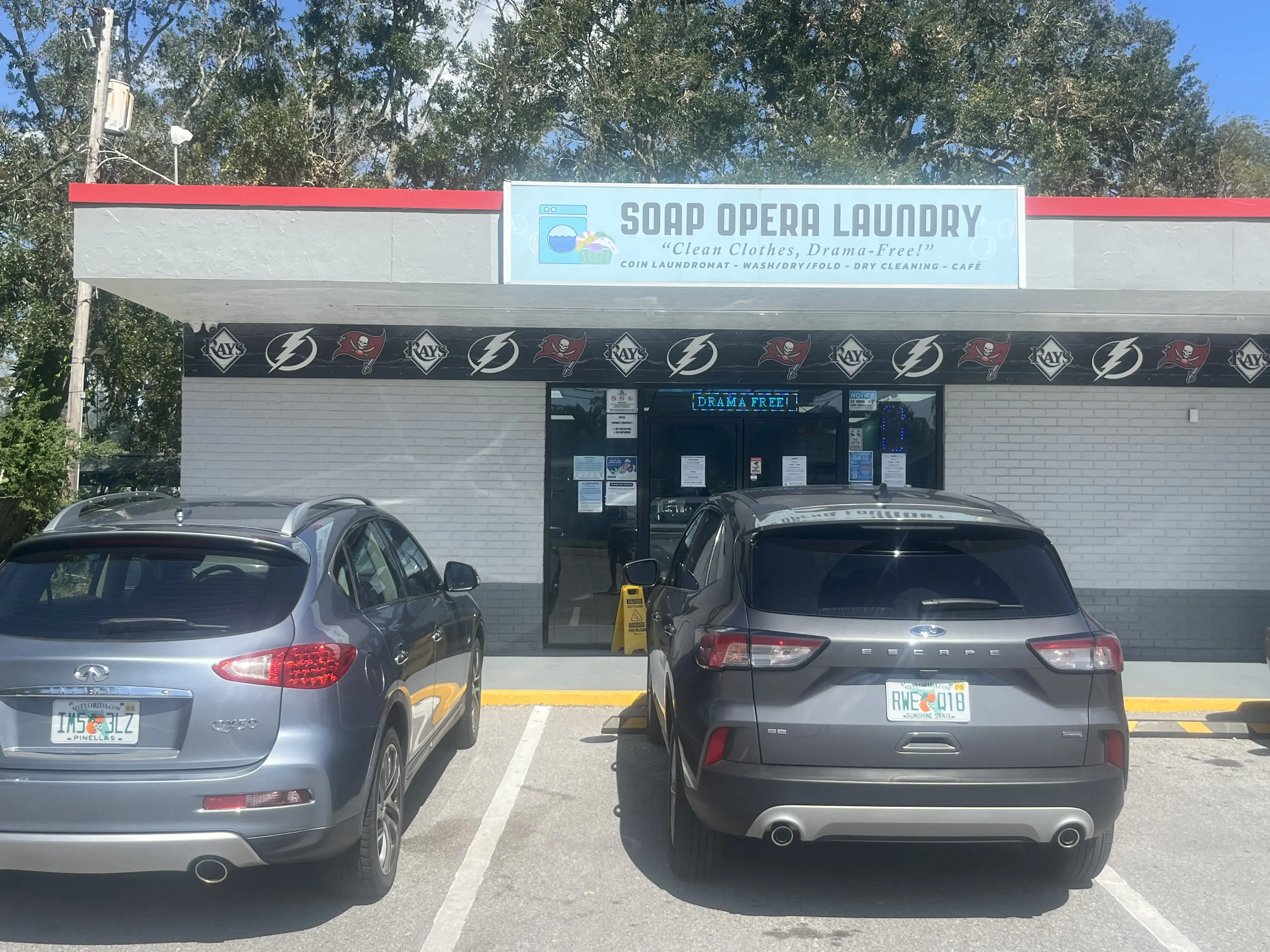 Soap Opera Laundry - Image 9