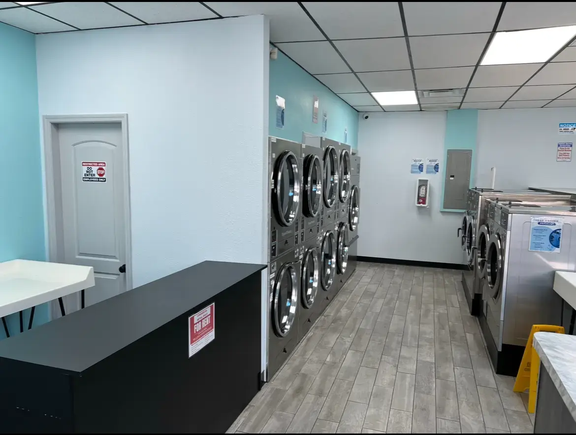 Soap Opera Laundry - Image 15