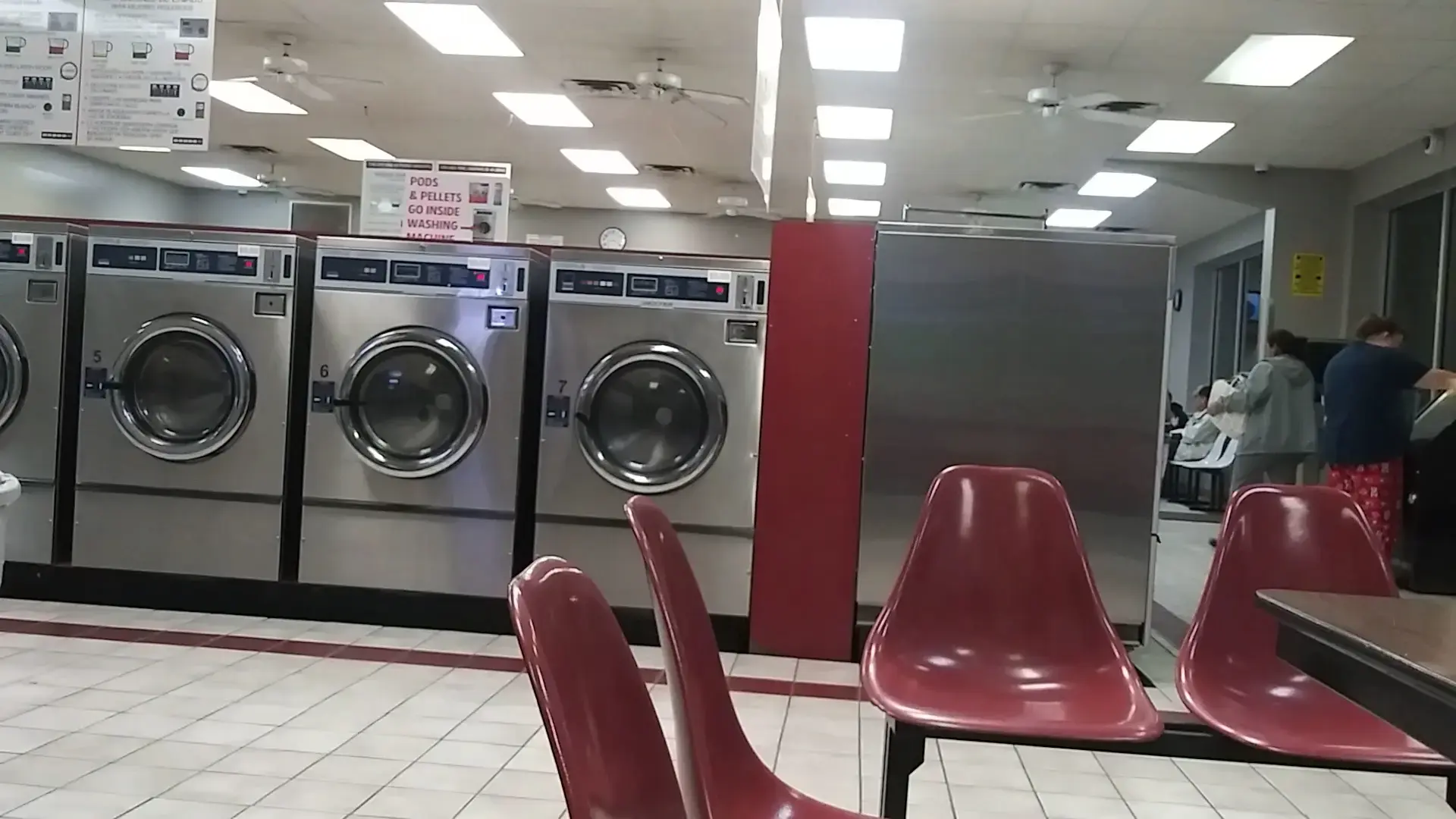 Soap Opera Laundry thumbnail 13