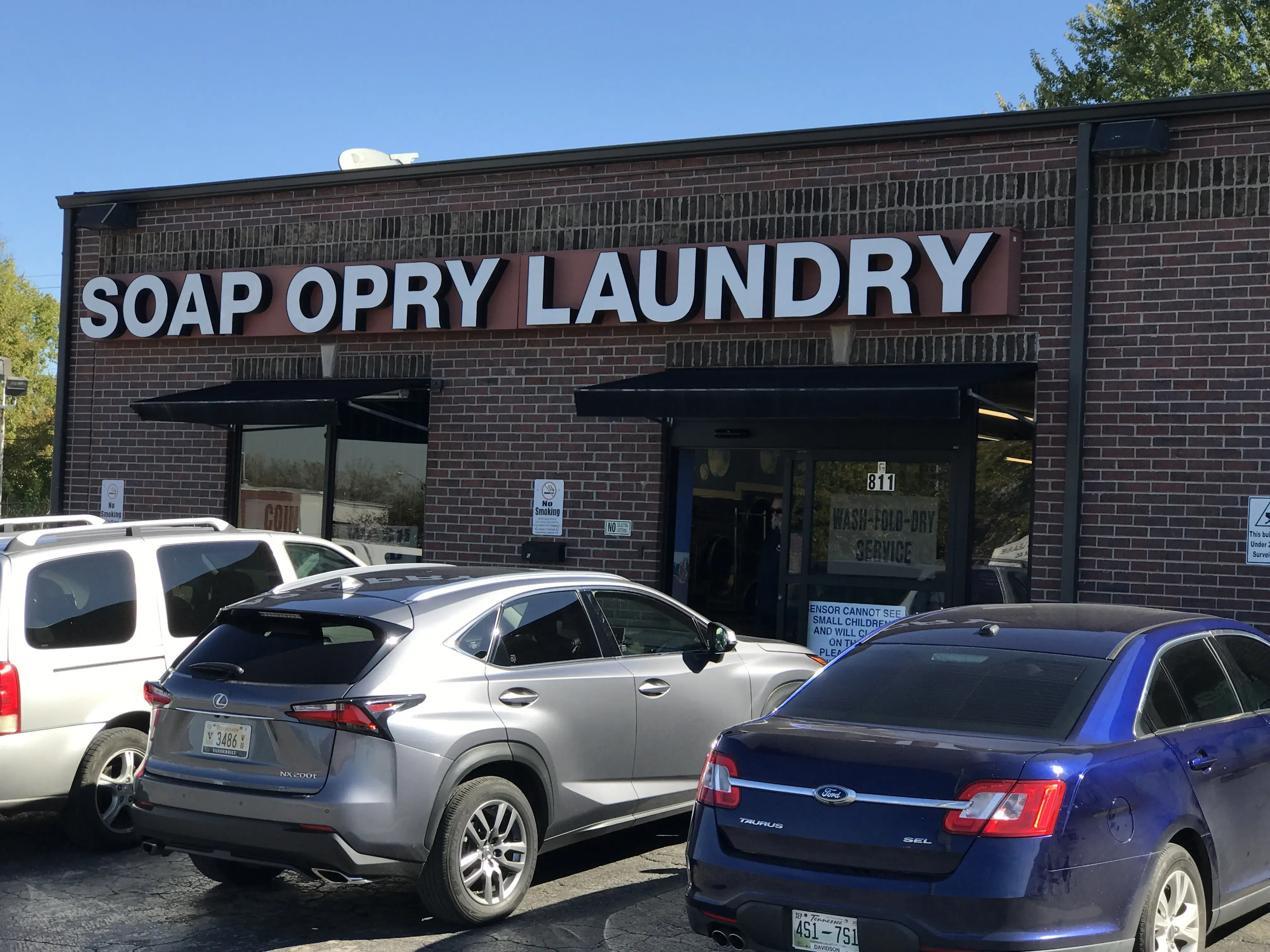 Soap Opry Coin Laundry - Nashville thumbnail 4