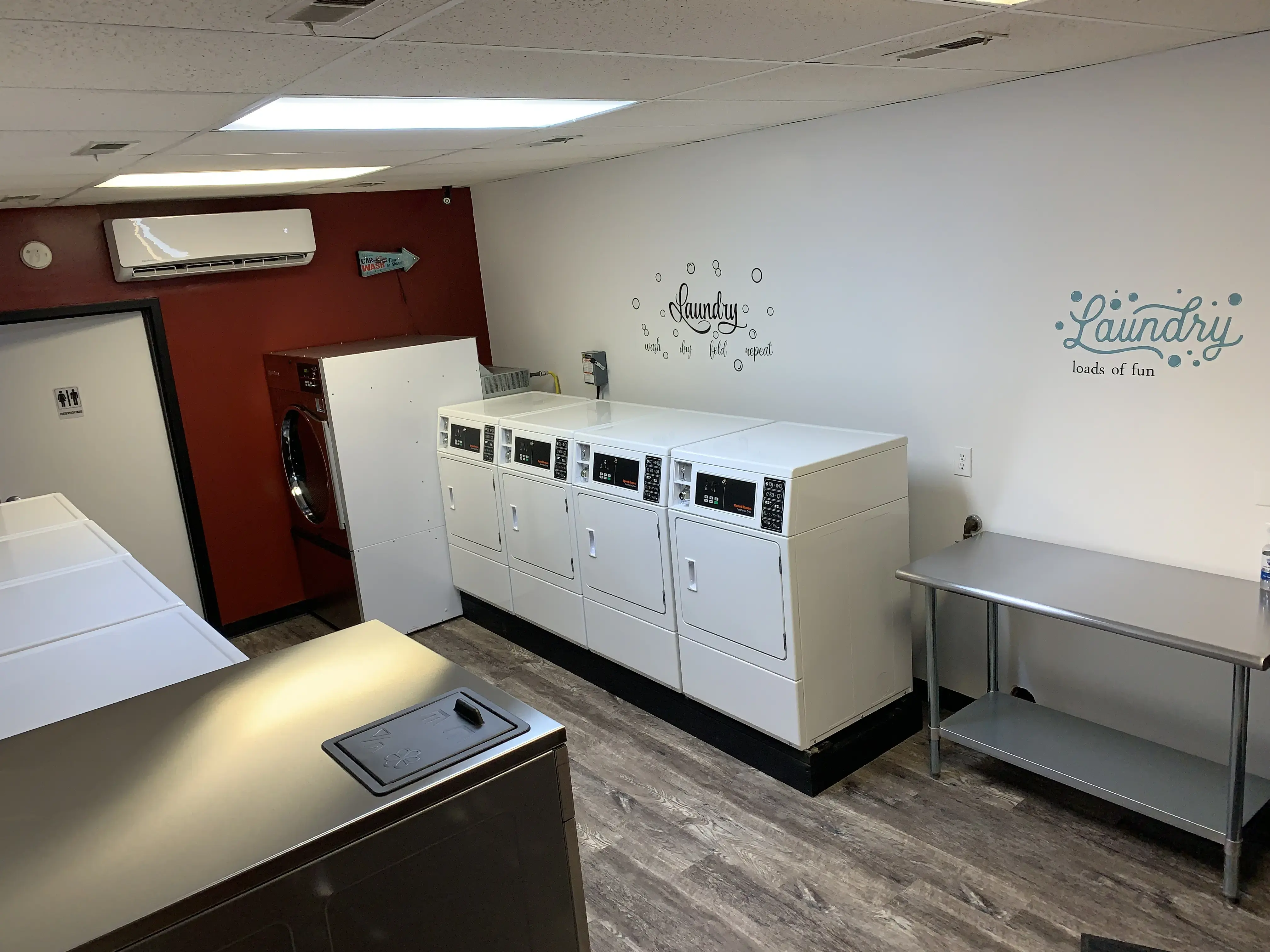 Soap & Suds CarWash + Laundry - Avilla - Image 3