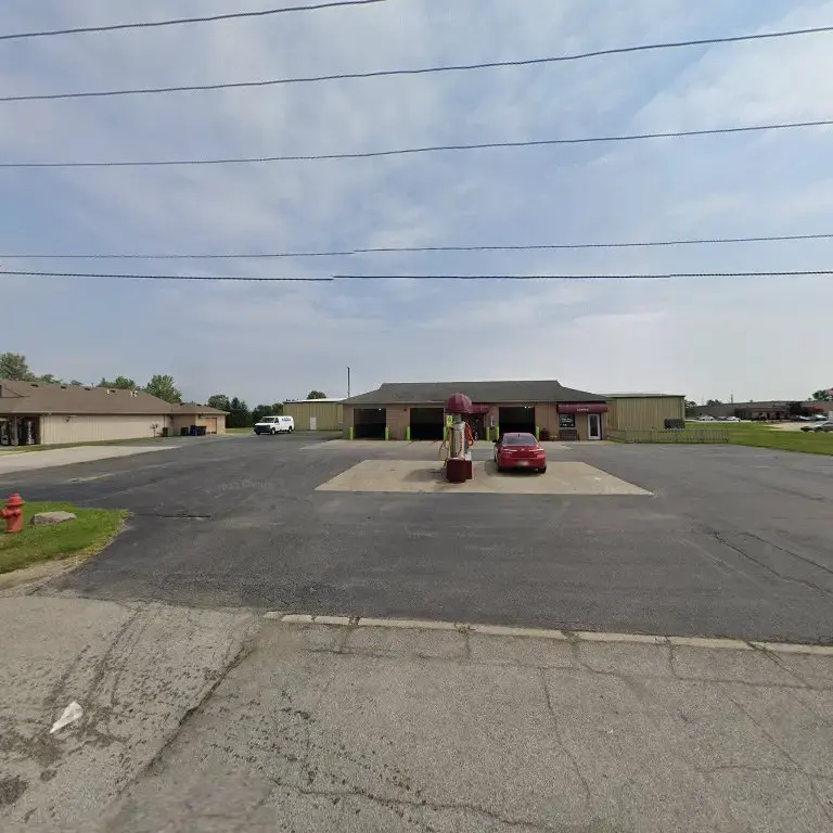 Soap & Suds CarWash + Laundry - Avilla - Image 13