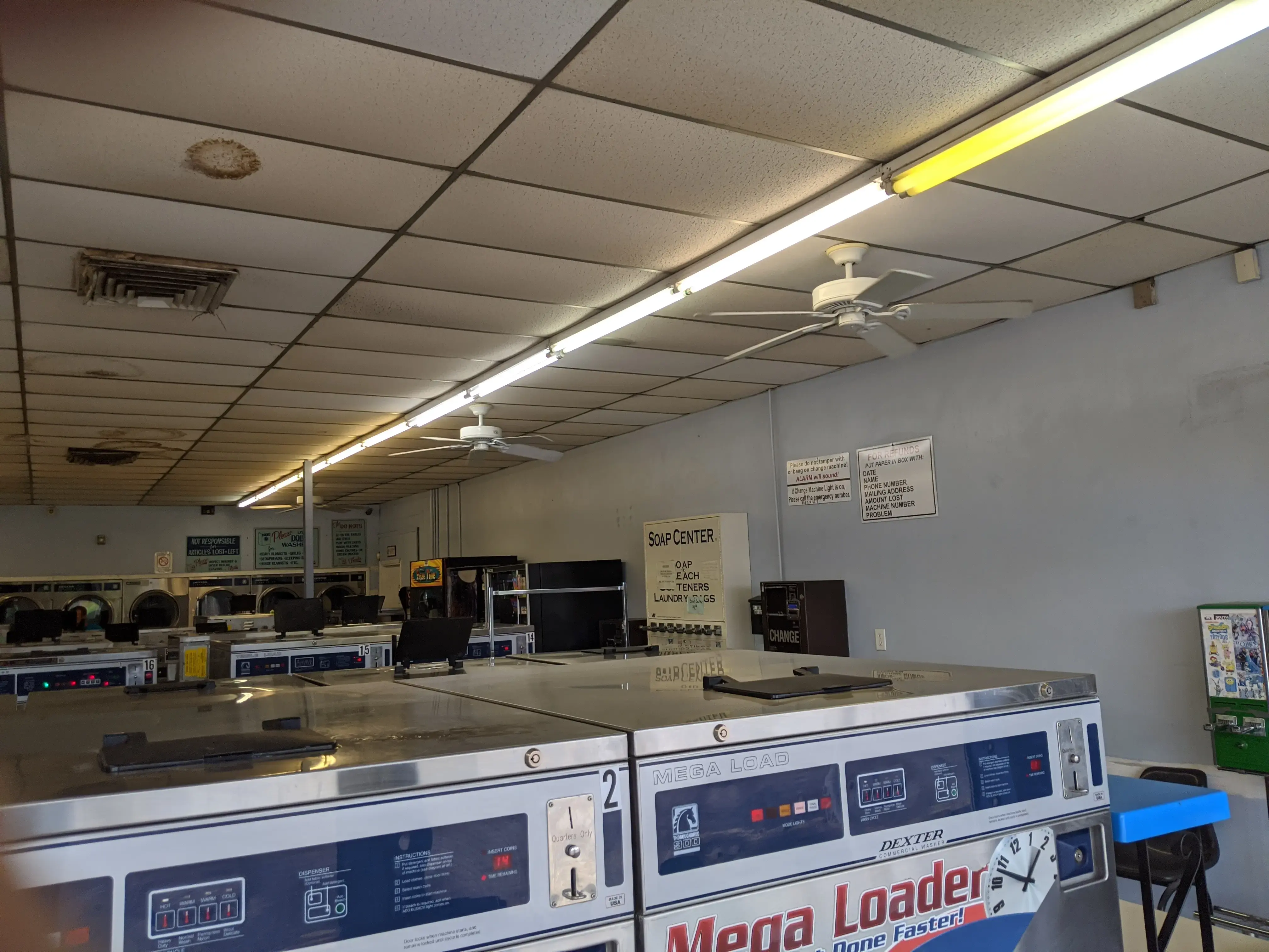 Soapbox Coin Laundry - Image 16