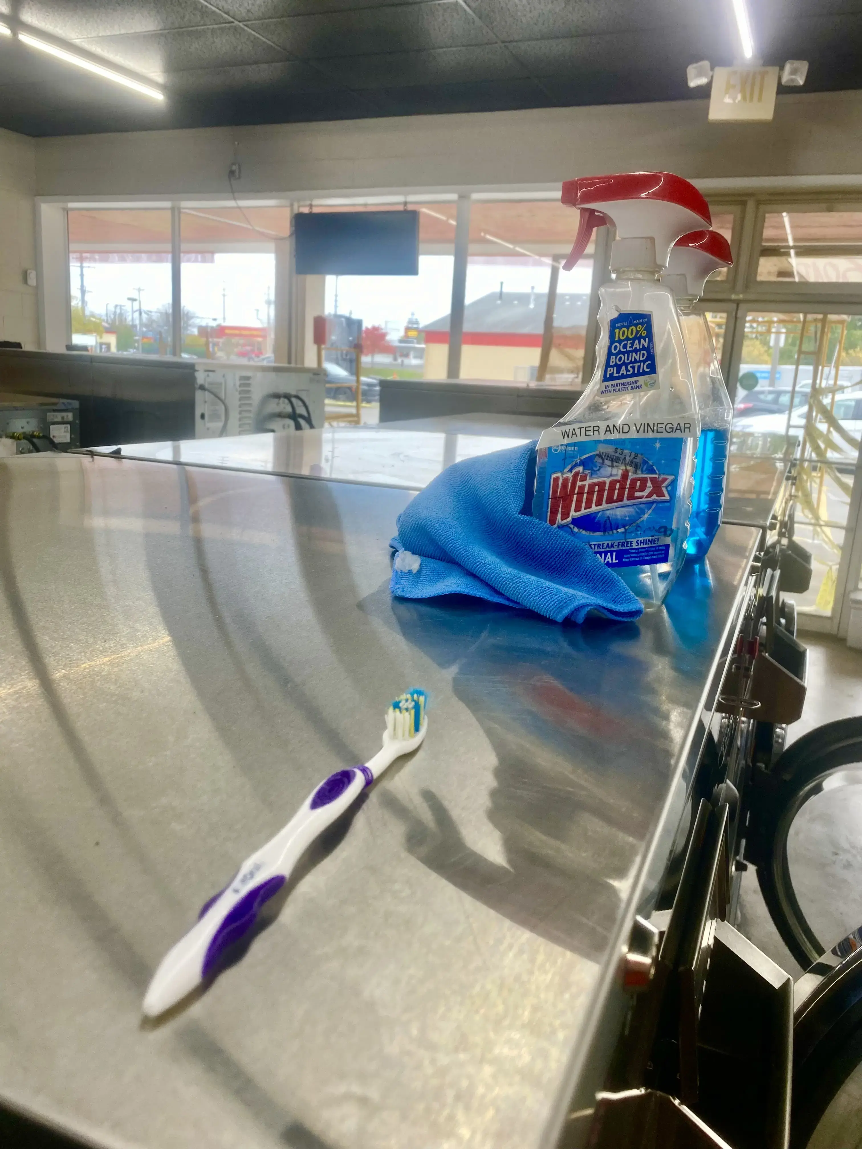 Soapbox Global Laundromat & Wash and Fold thumbnail 14