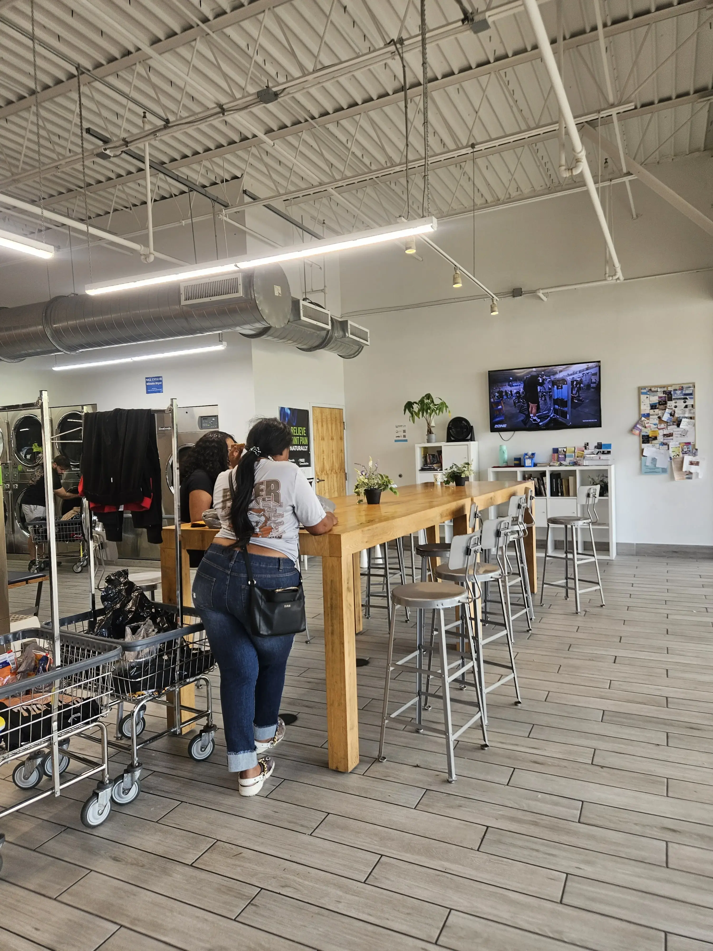 Soaplab Laundromat & Wash and Fold - Image 6