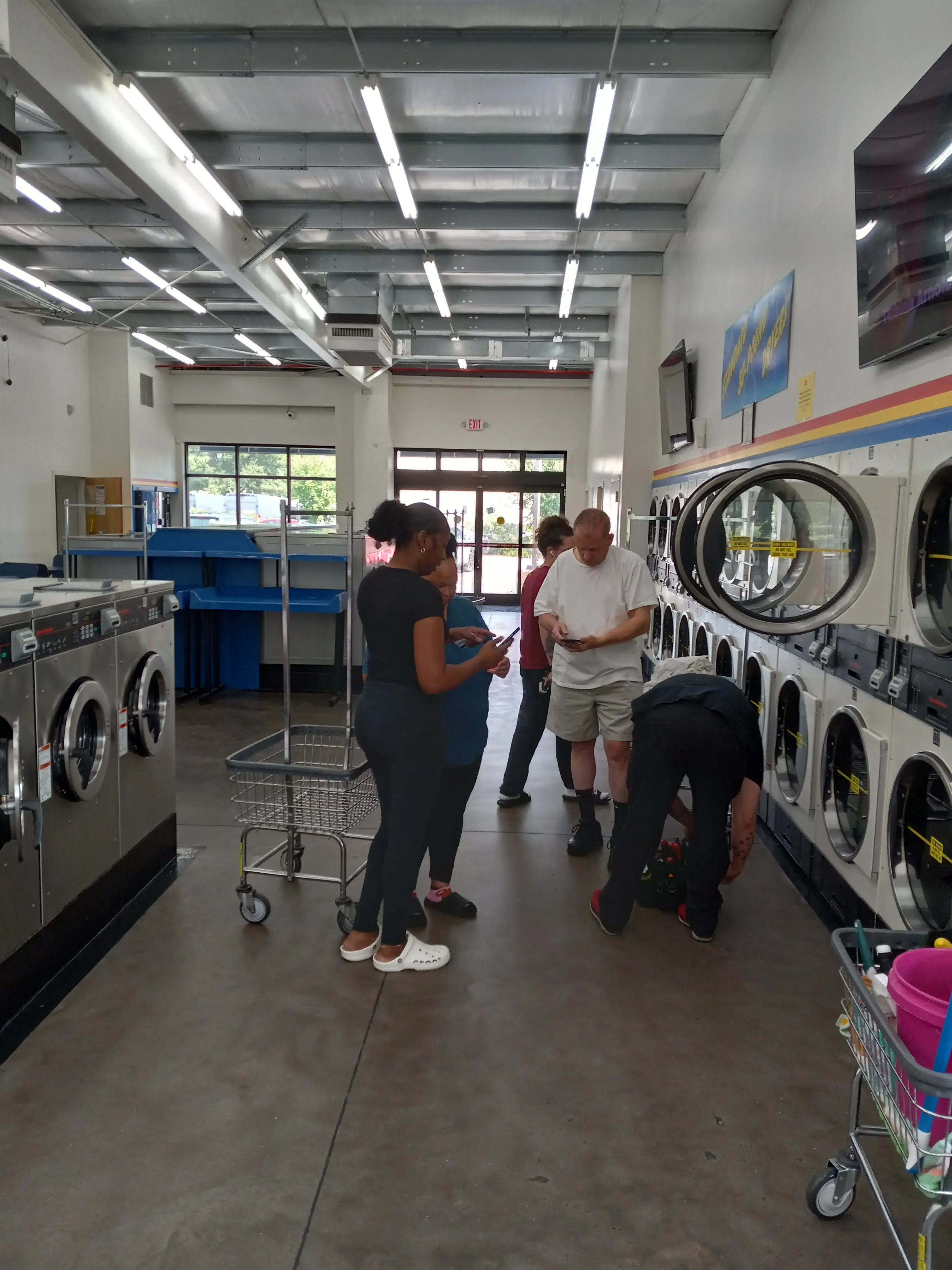 Soaps N Suds Laundromat & Car Wash location