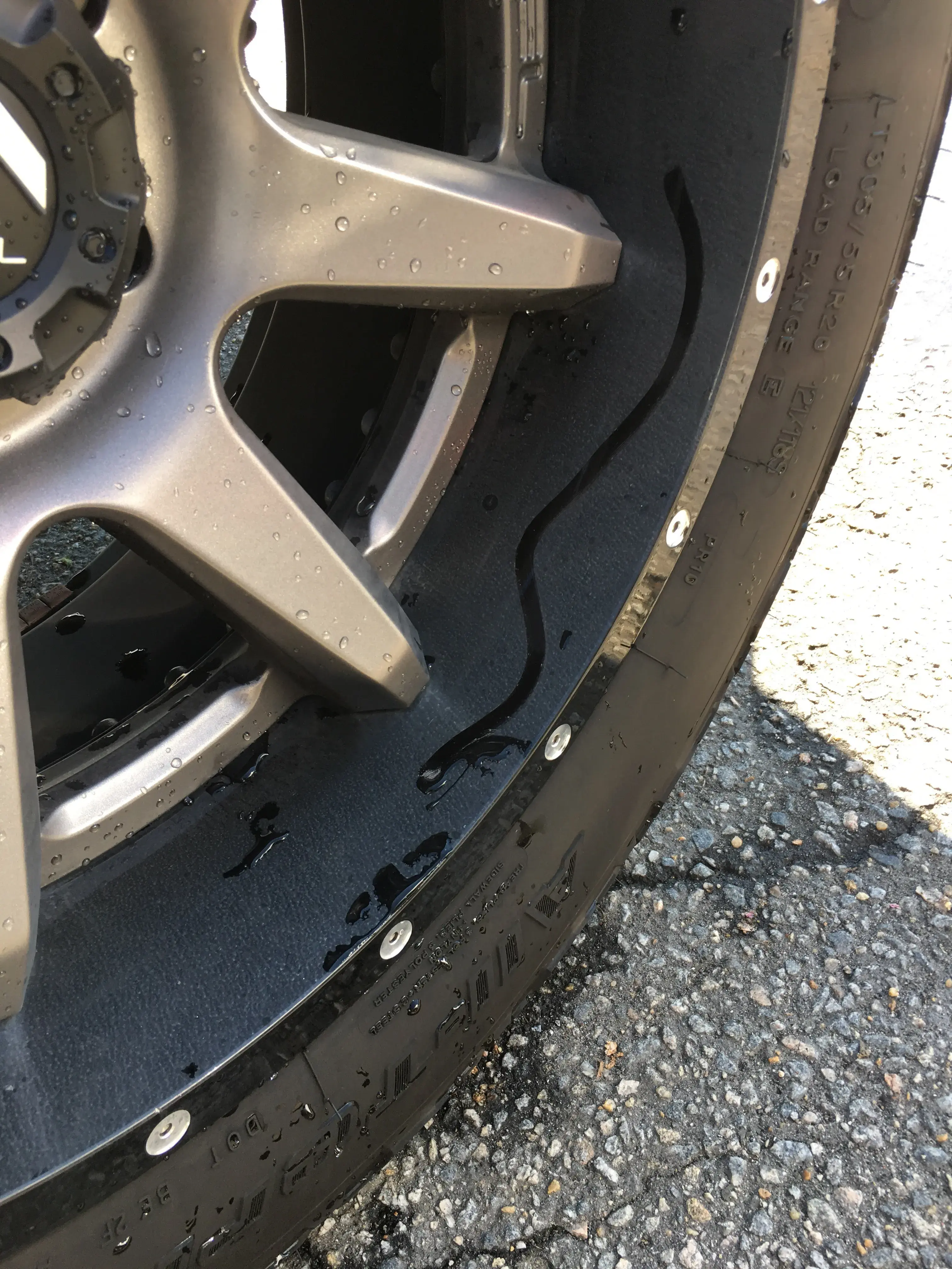 Soaps N Suds Laundromat & Car Wash thumbnail 4