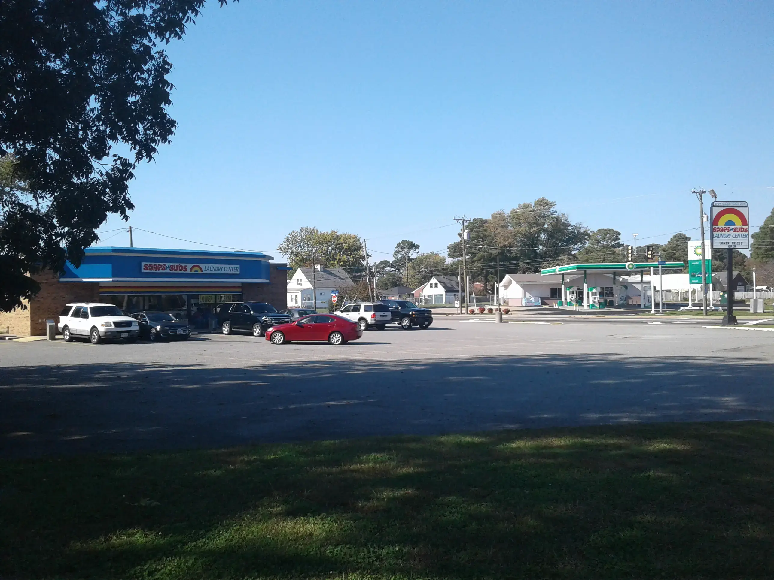 Soaps N Suds Laundromat thumbnail 6
