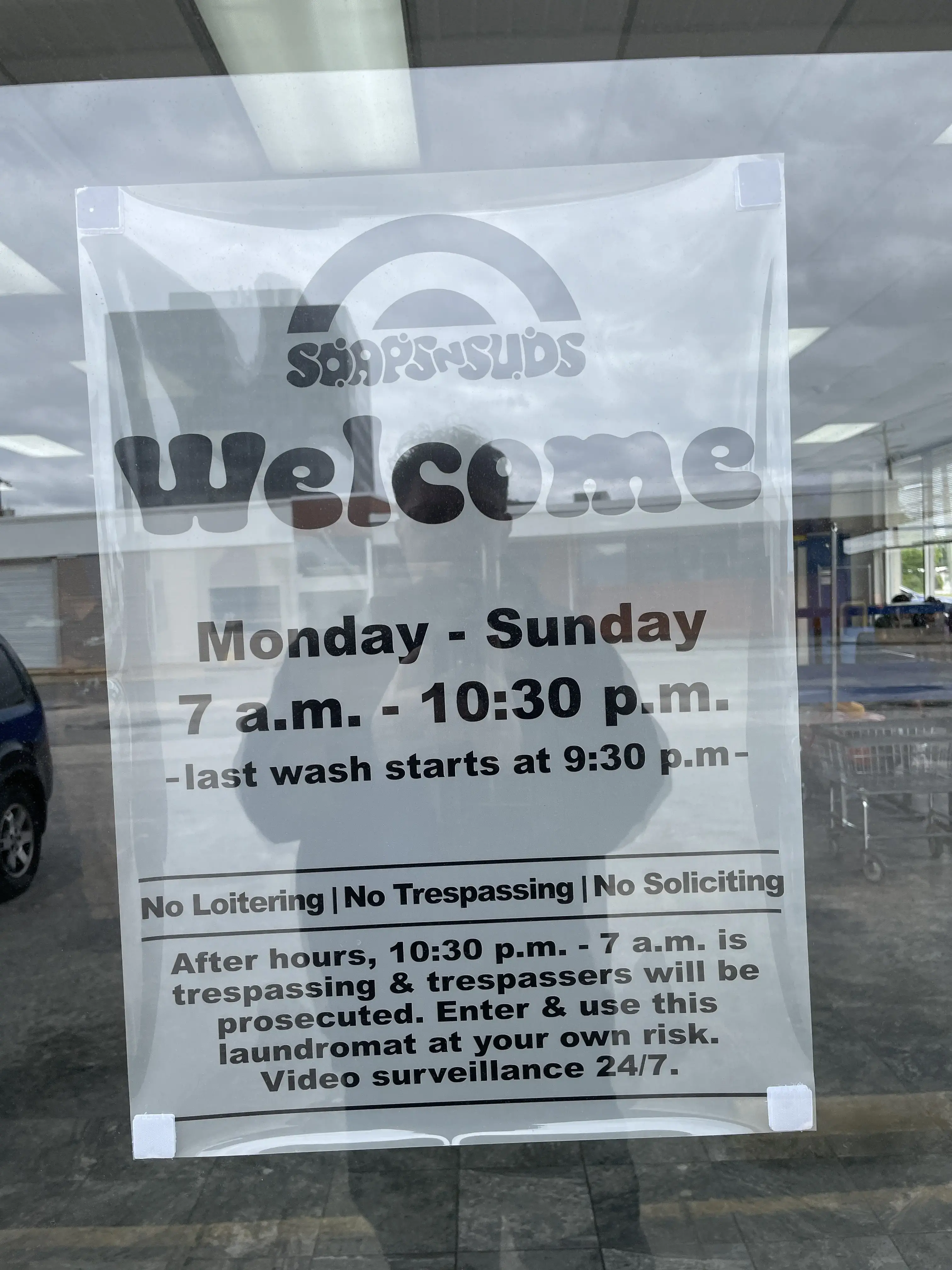 Soaps N Suds Laundromat thumbnail 10