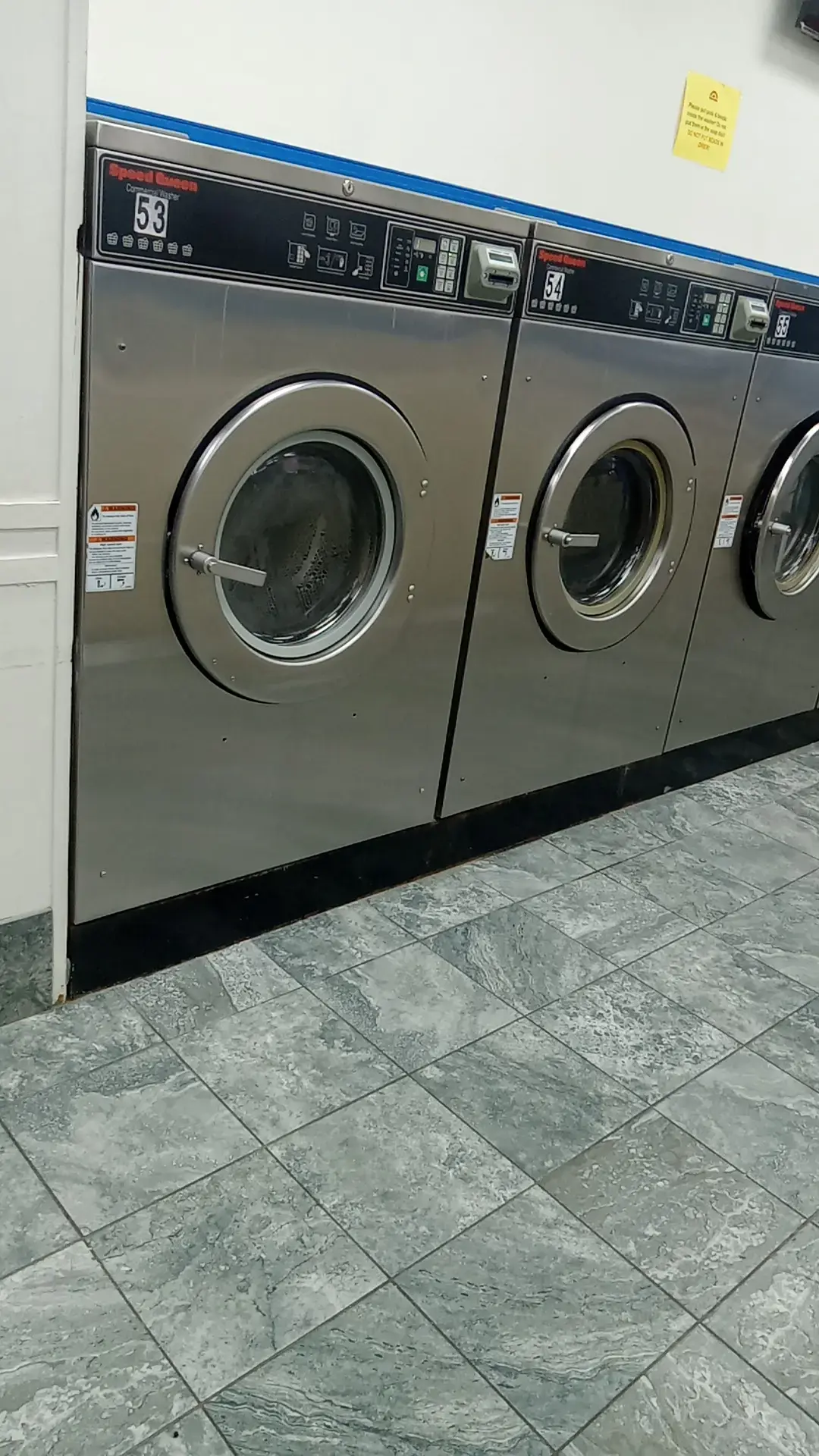 Soaps N Suds Laundromat - Image 12