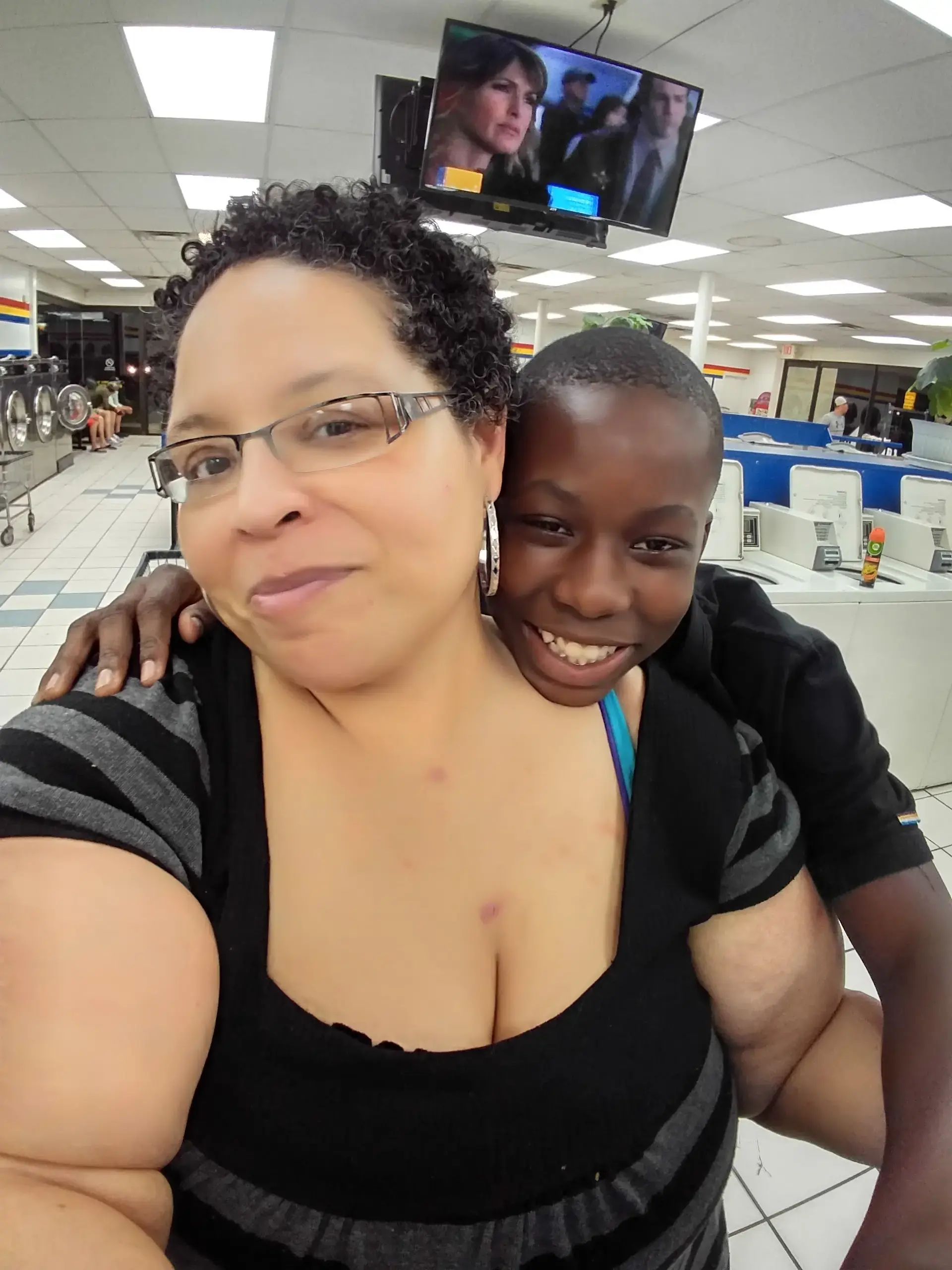 Soaps N Suds Laundromat thumbnail 19