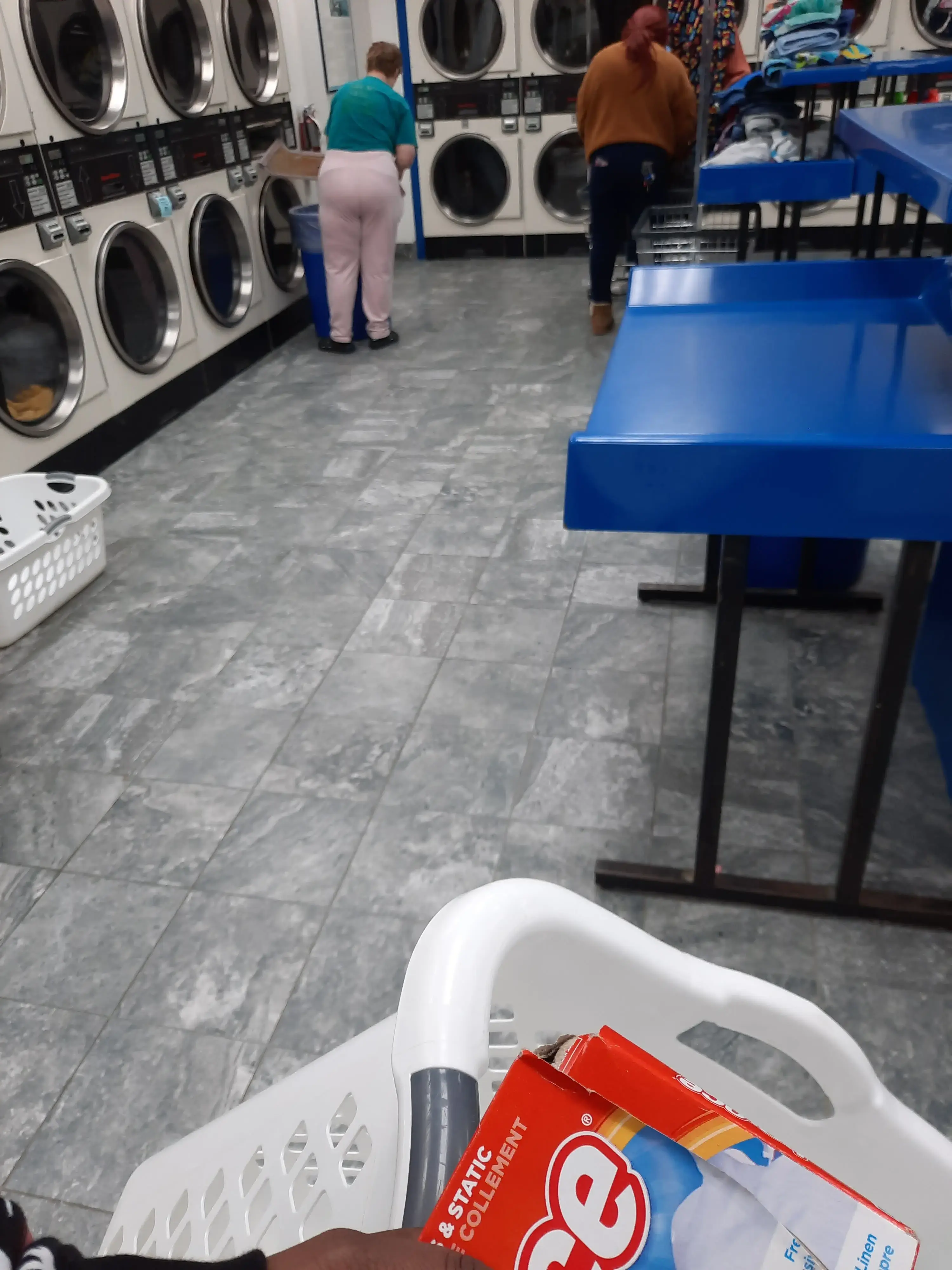 Soaps N Suds Laundromat - Image 1