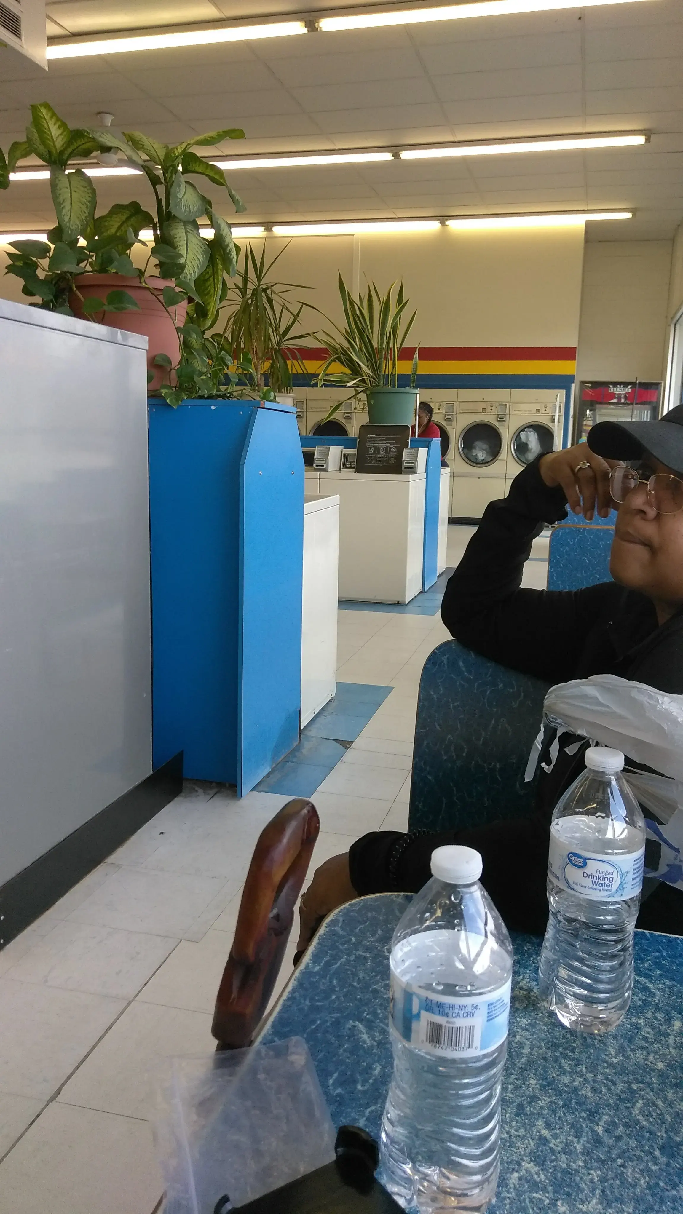 Soaps N Suds Laundromat thumbnail 4