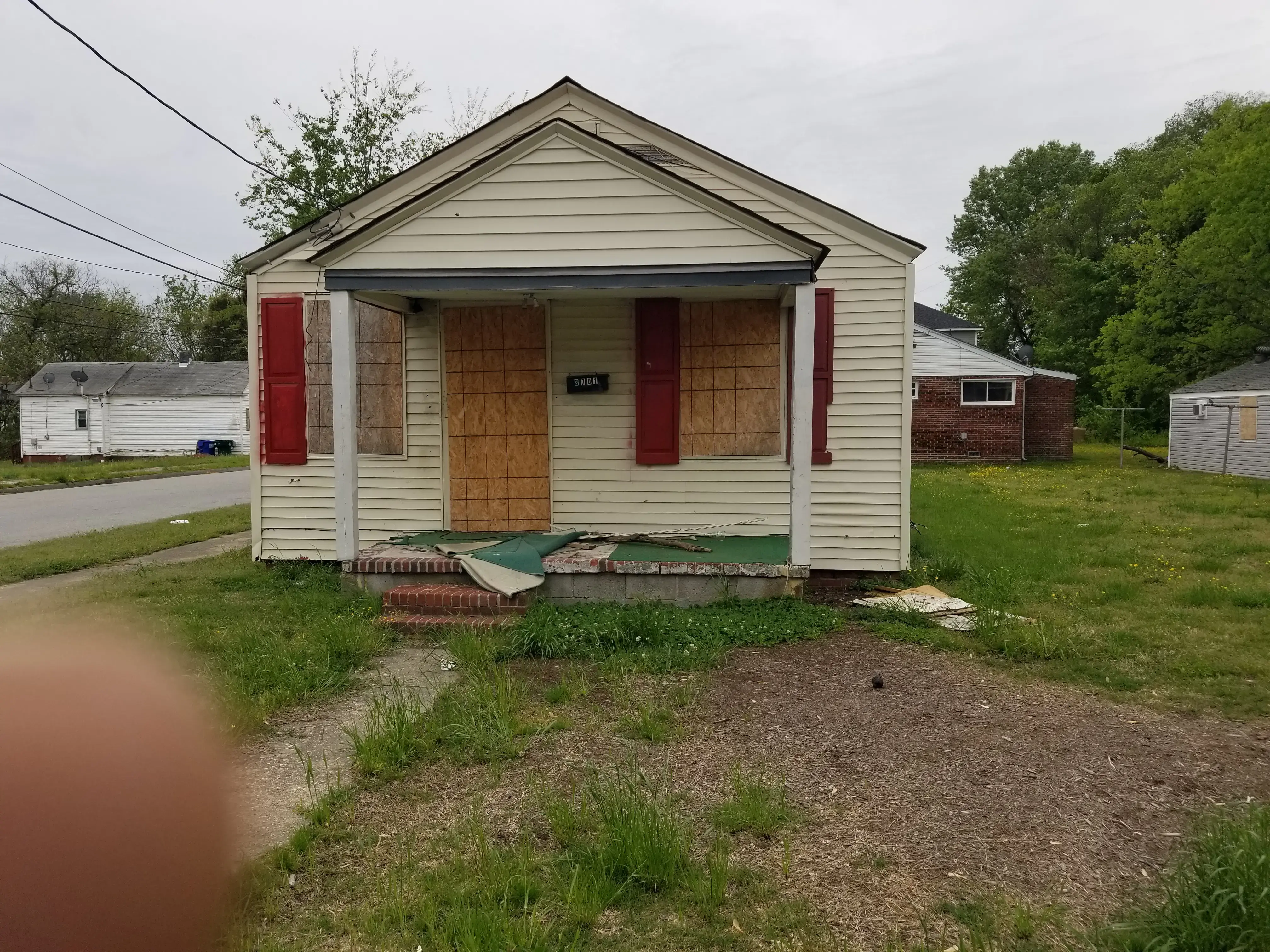 Soaps N Suds Laundromat - Image 14