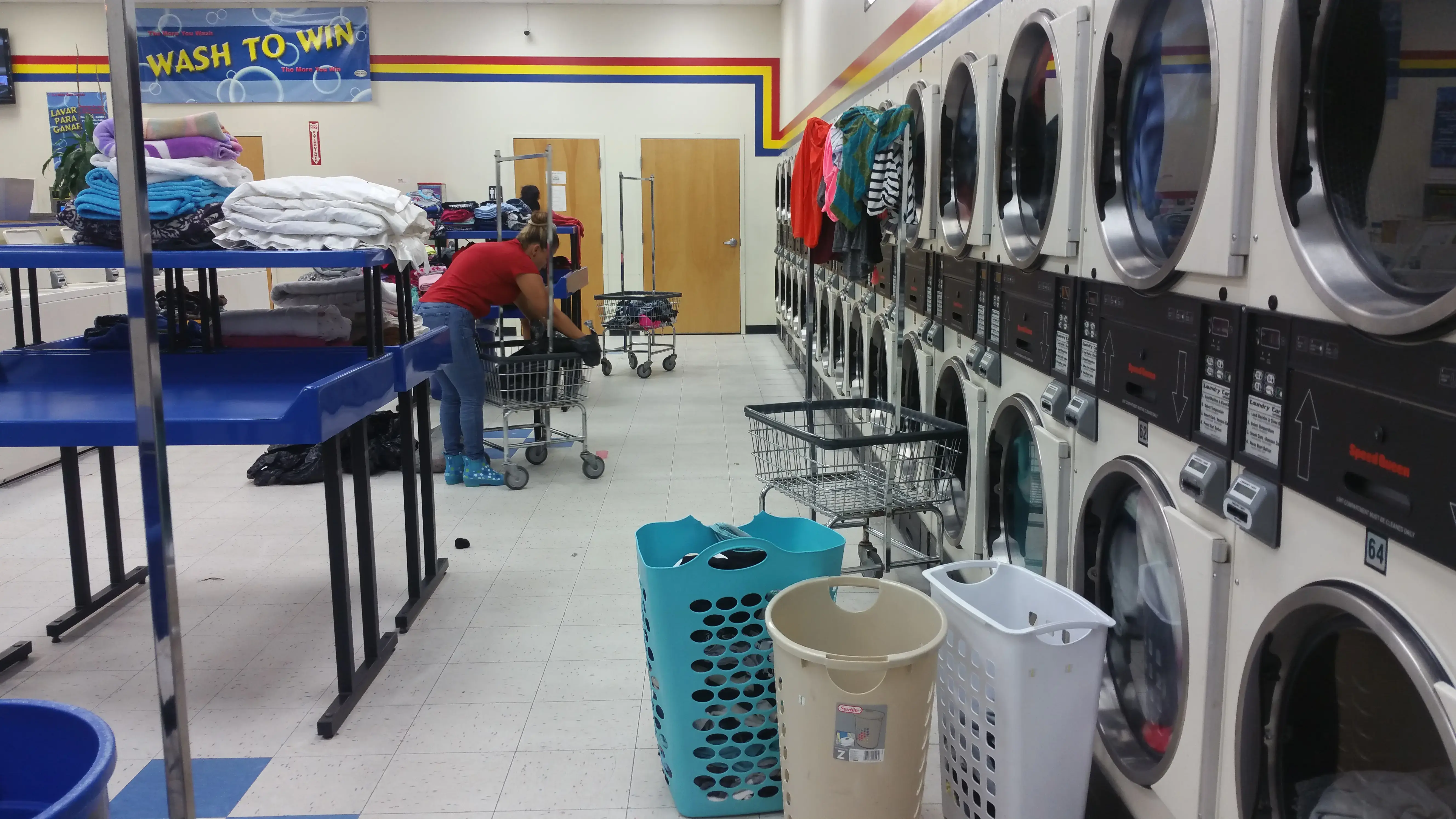 Soaps N Suds Laundromat - Image 12