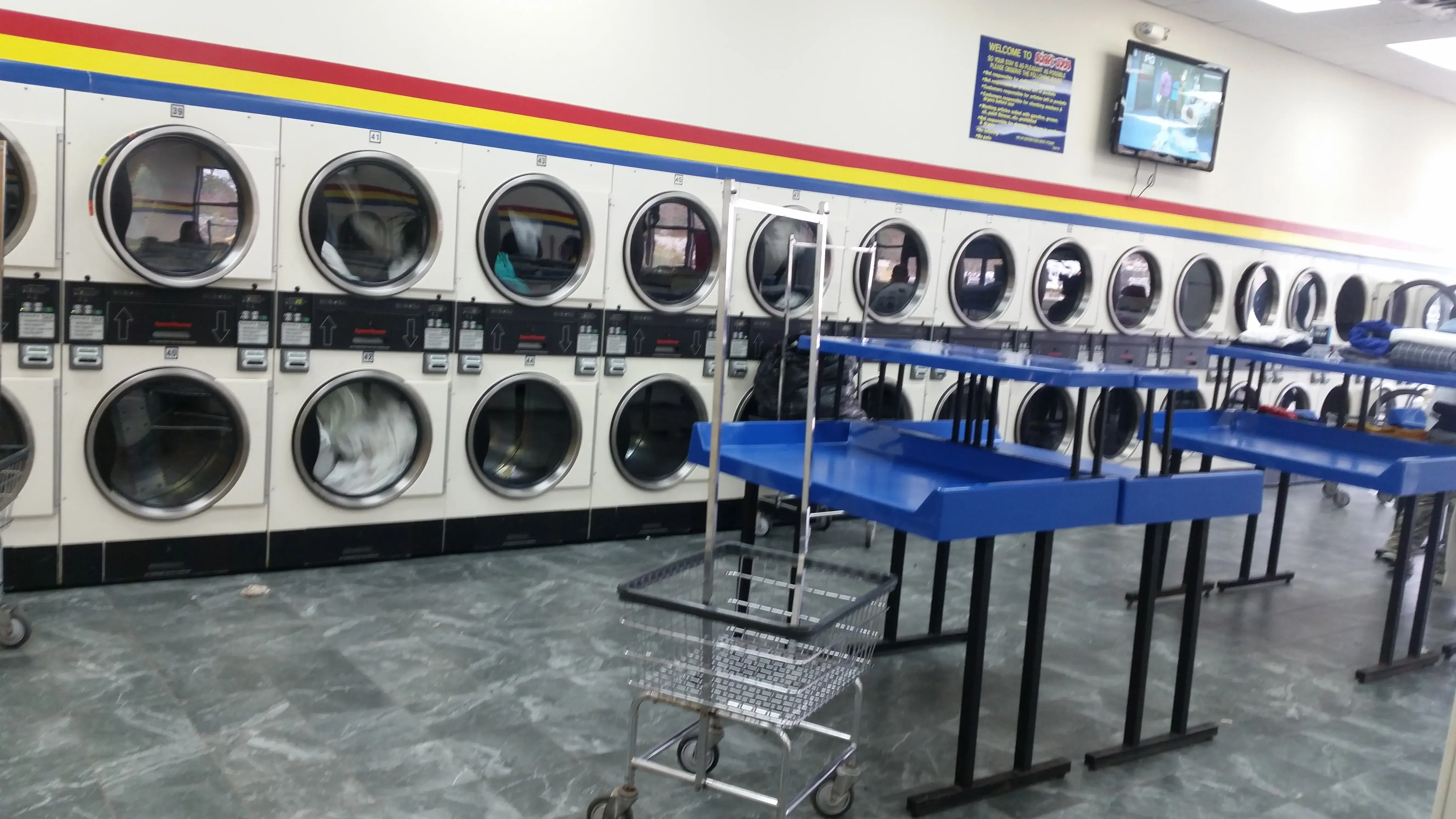Soaps N Suds Laundromat thumbnail 14