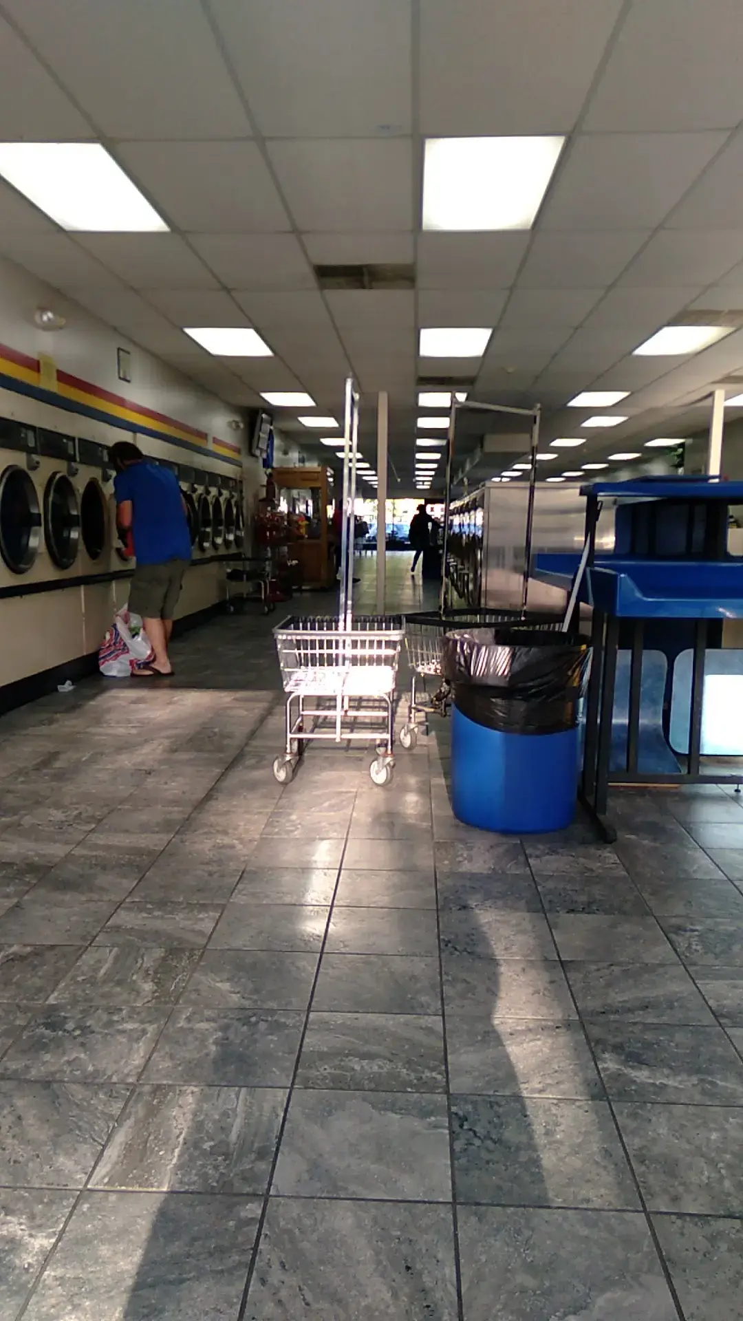 Soaps N Suds Laundromat thumbnail 7