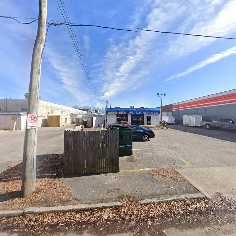 Soaps N Suds Laundromat - Image 14