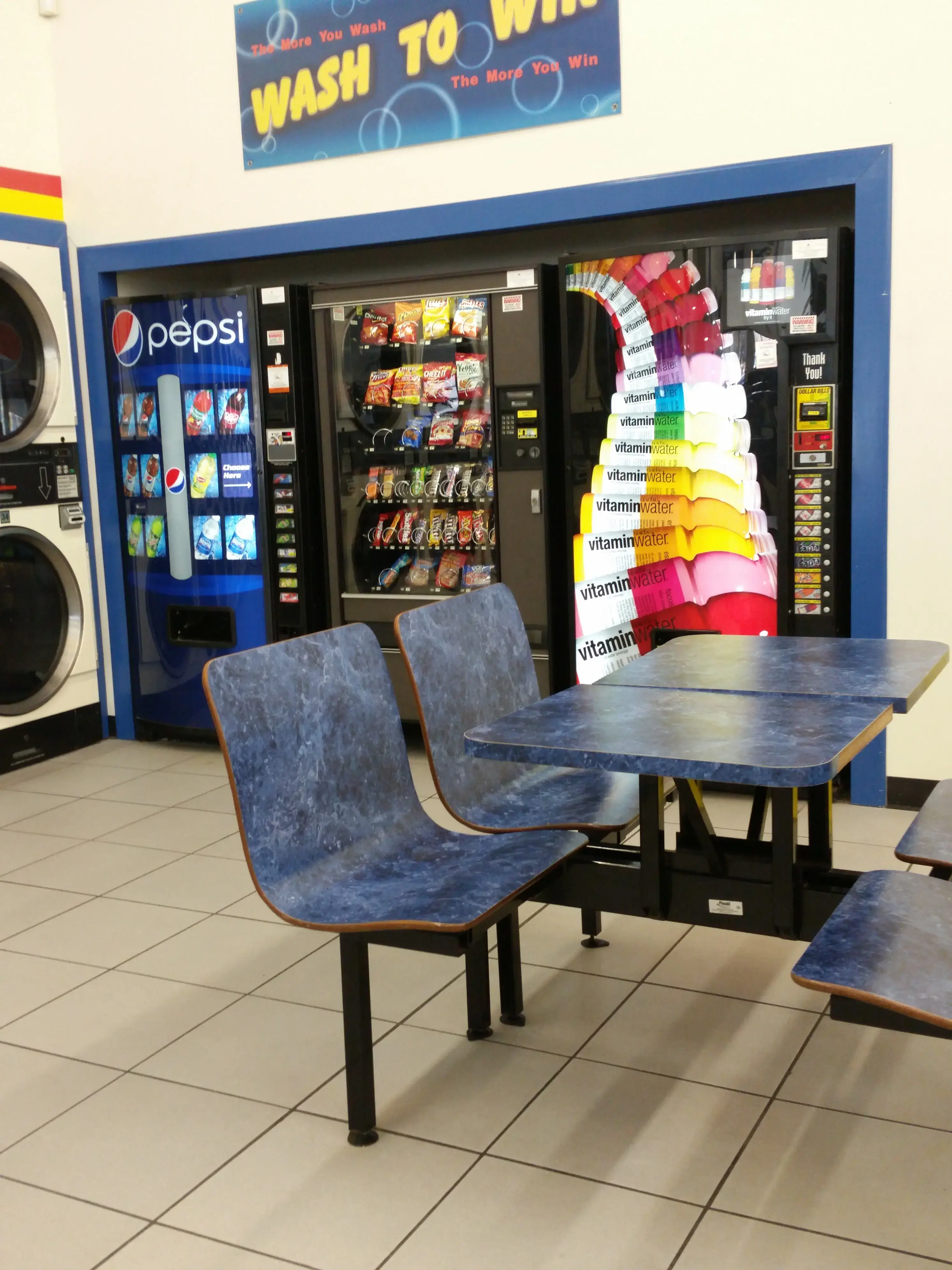 Soaps N Suds Laundromat - Image 13