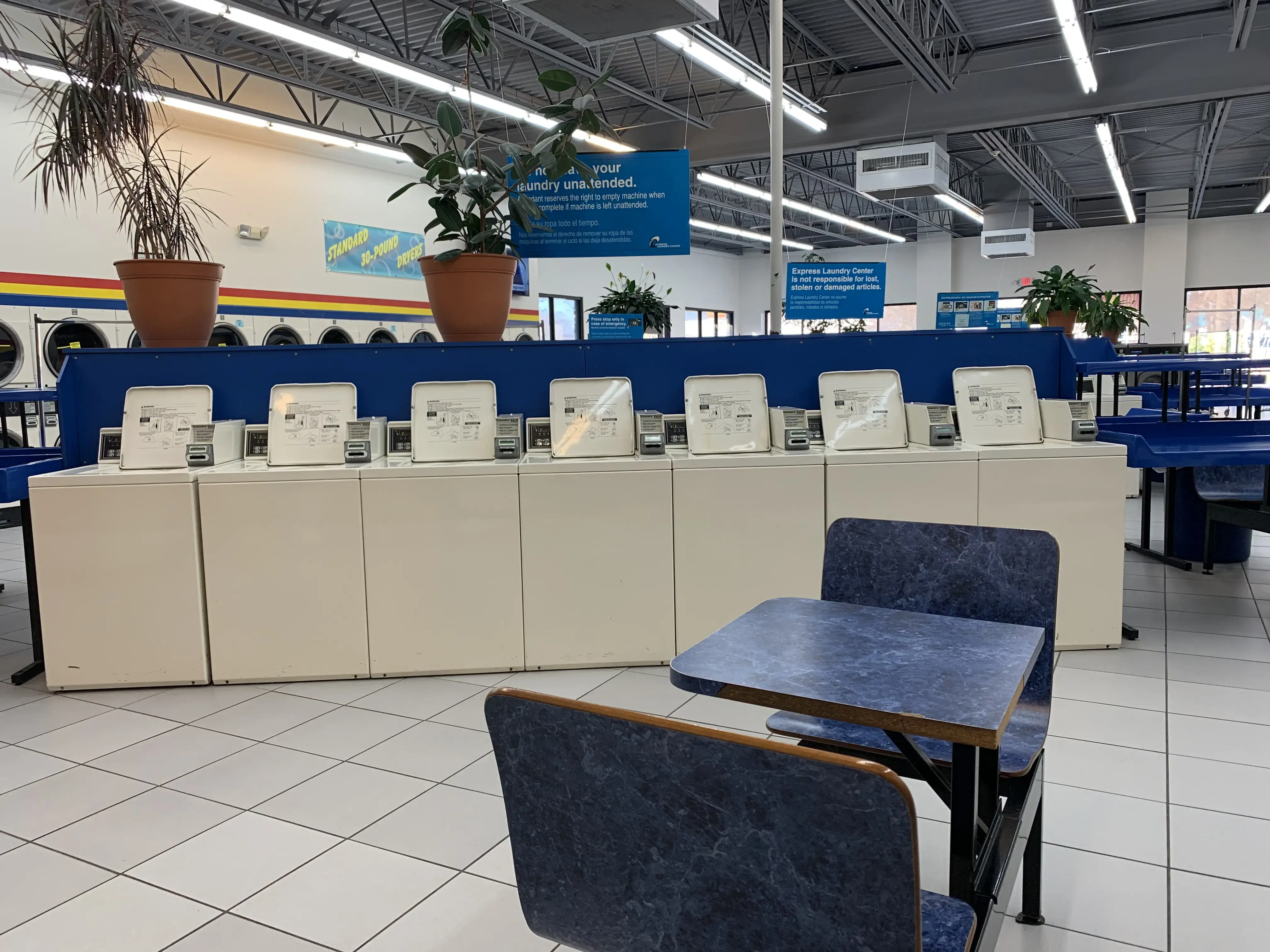 Soaps N Suds Laundromat - Image 2