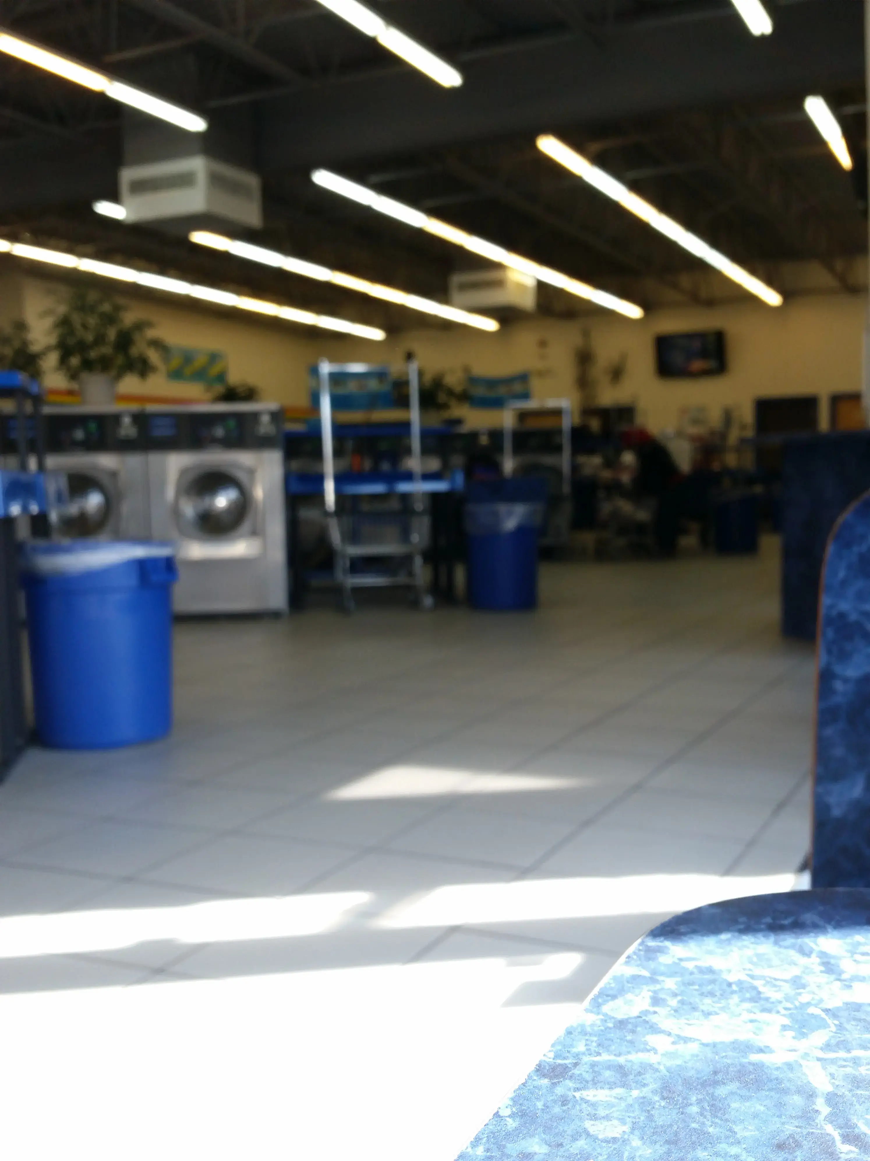 Soaps N Suds Laundromat thumbnail 19