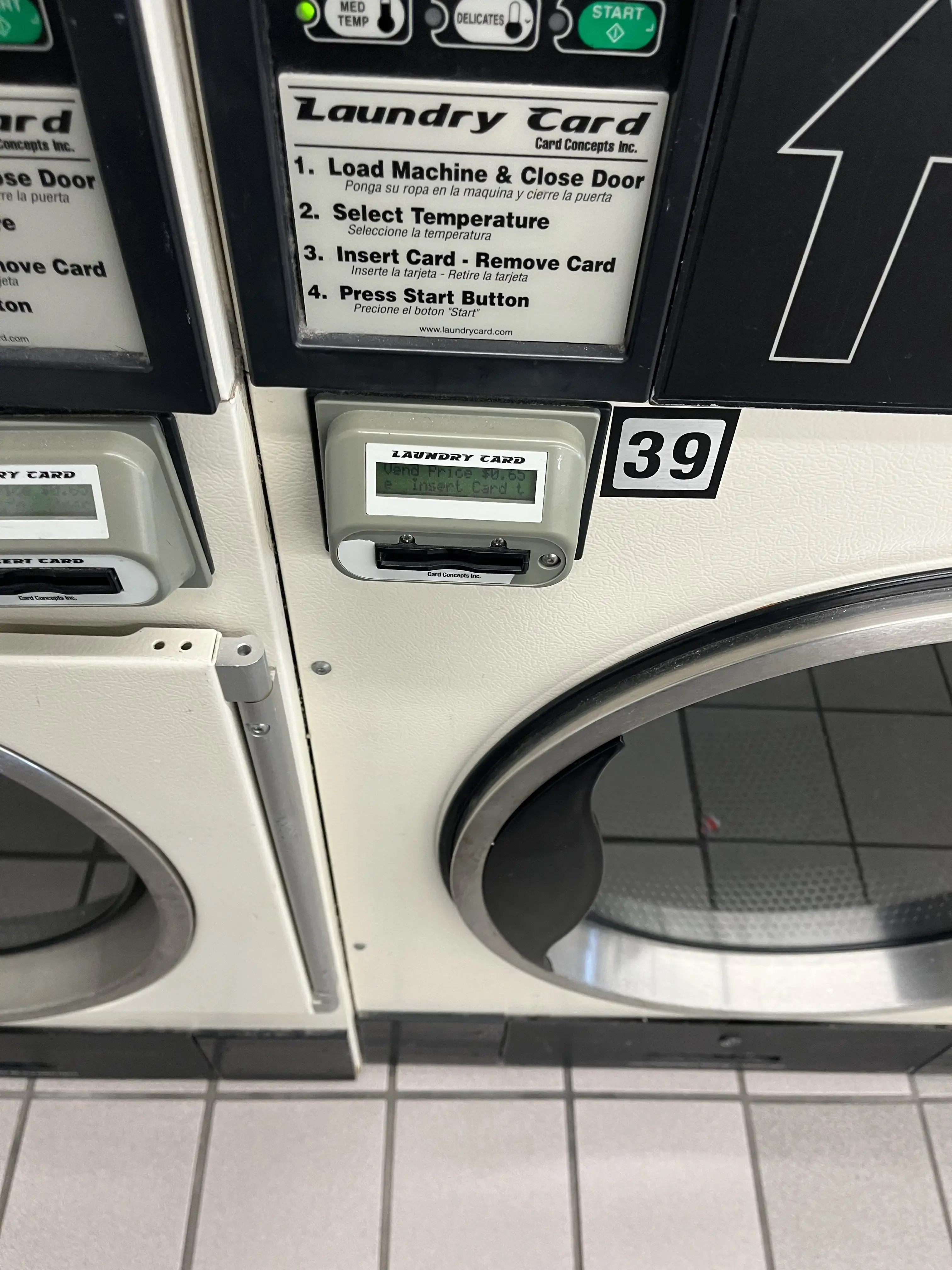 Soaps N Suds Laundromat thumbnail 15