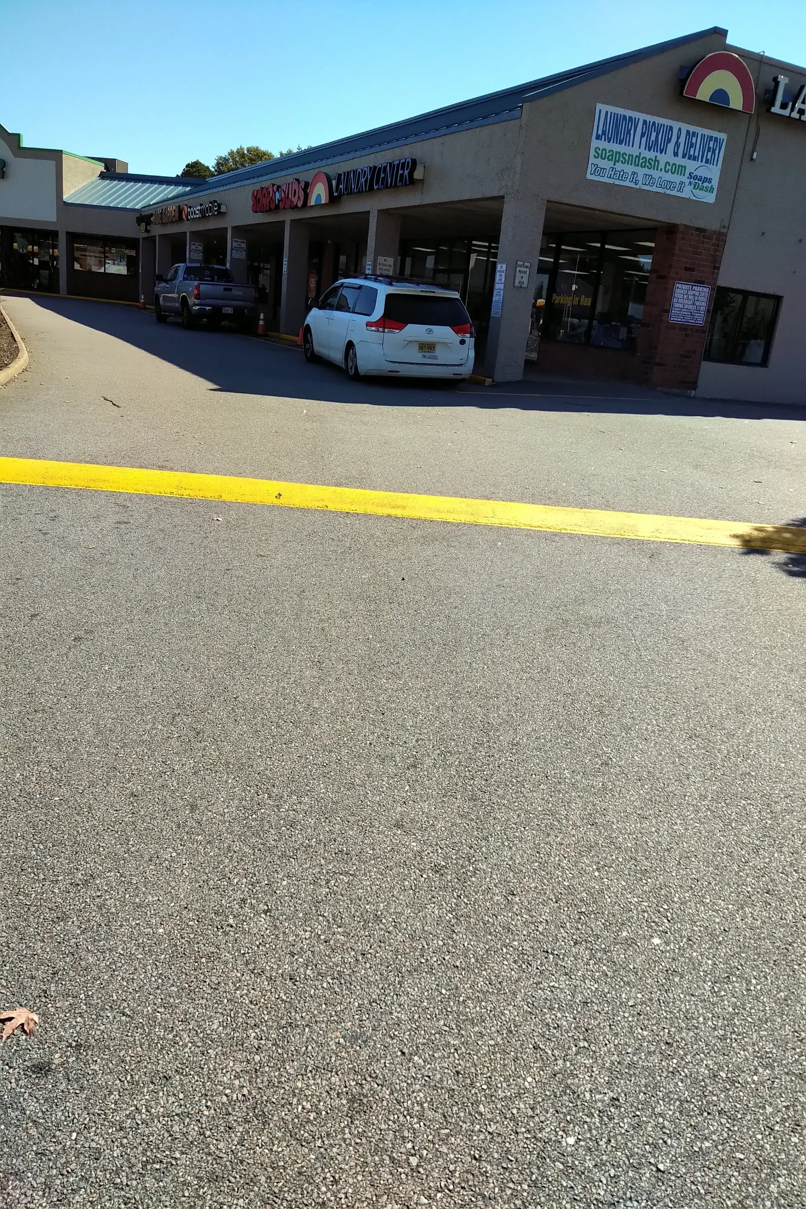 Soaps N Suds Laundromat thumbnail 2