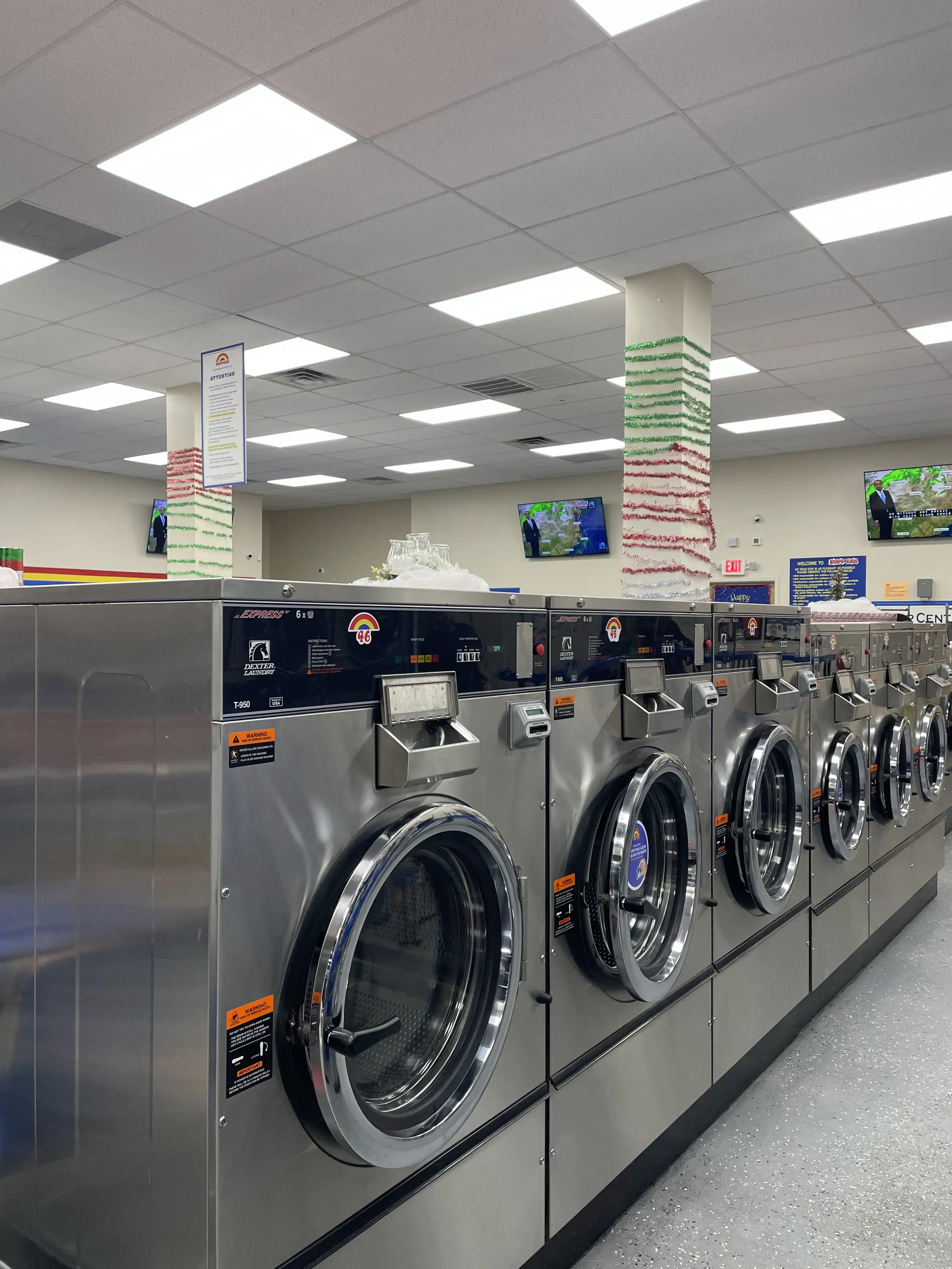 Soaps N Suds Laundromat thumbnail 13