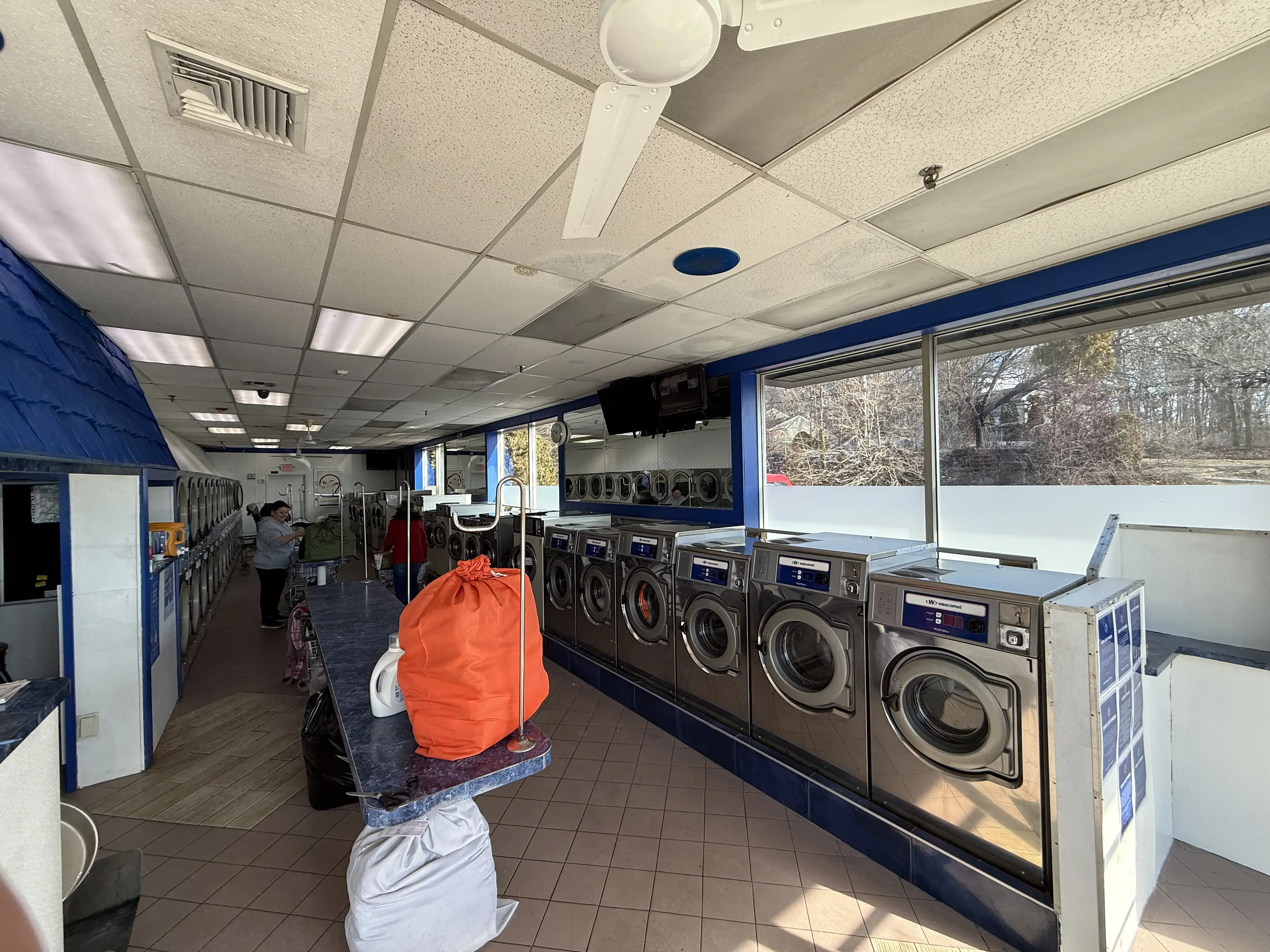 Soapy Brothers Laundry - Image 17