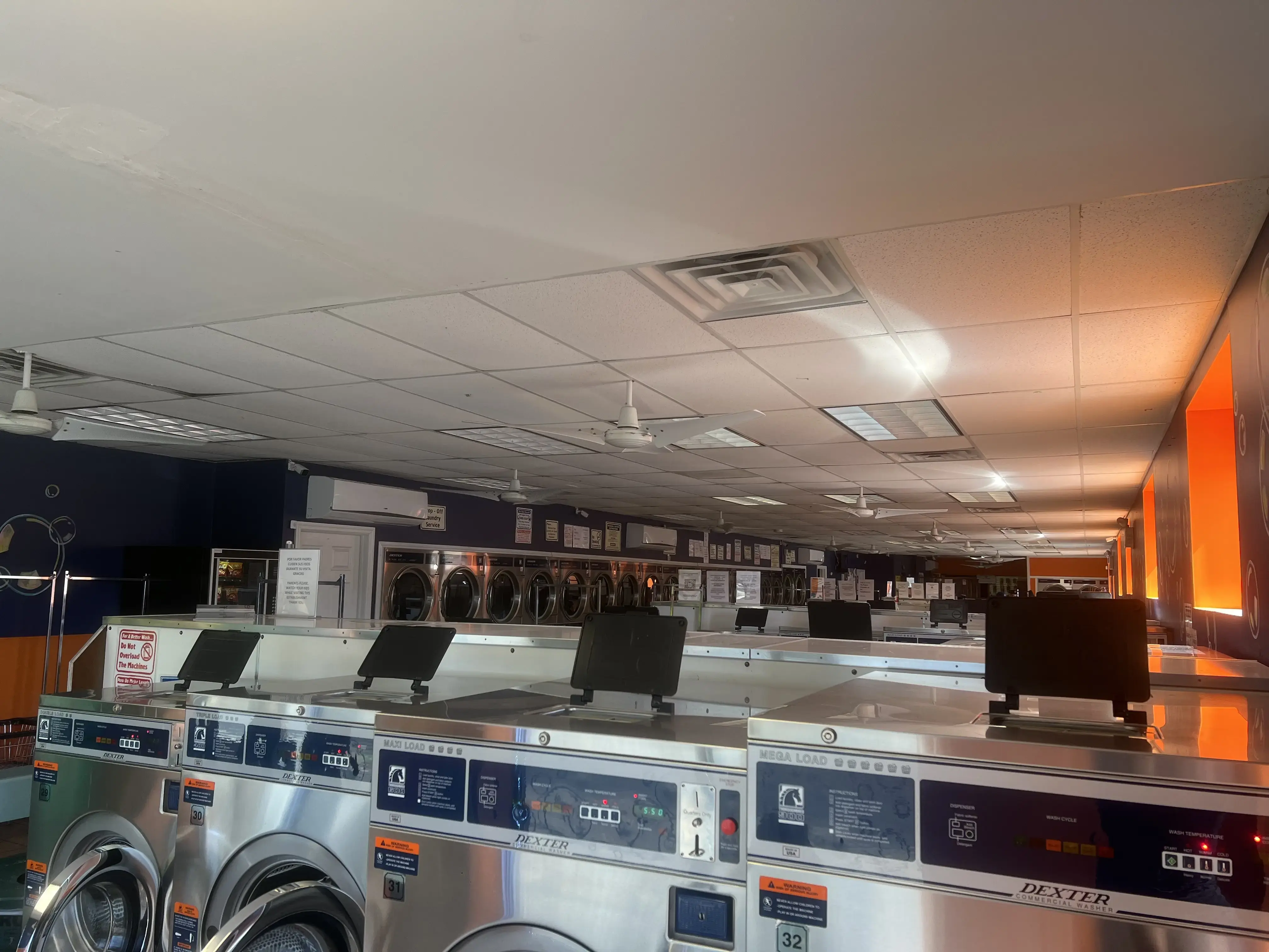 Soapy Bubbles Laundromat - Image 17